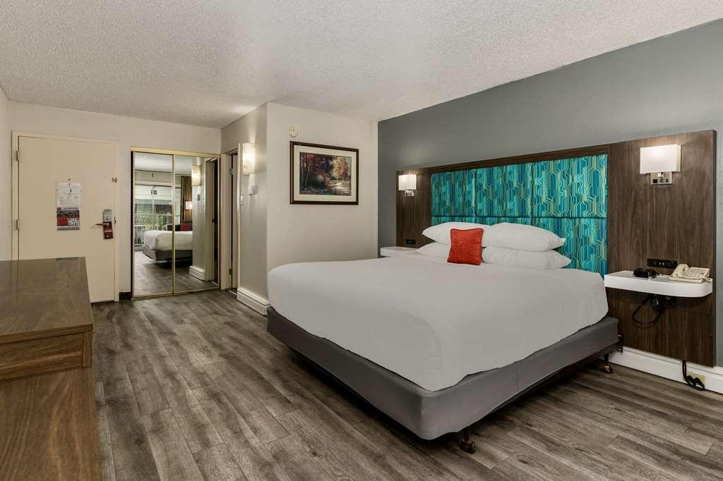 Red Lion Hotel Pocatello Room photo