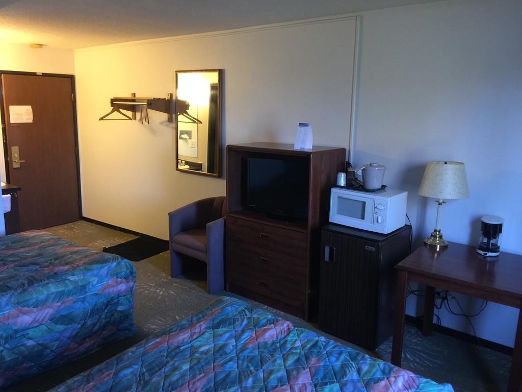 7 Star Motel Marshfield Room photo