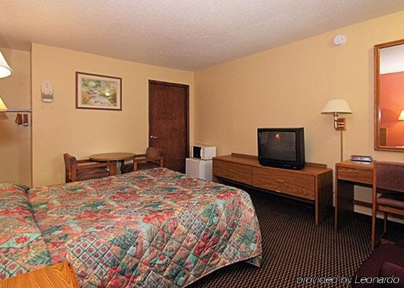 Econo Lodge Urbandale-Northwest Des Moines Room photo