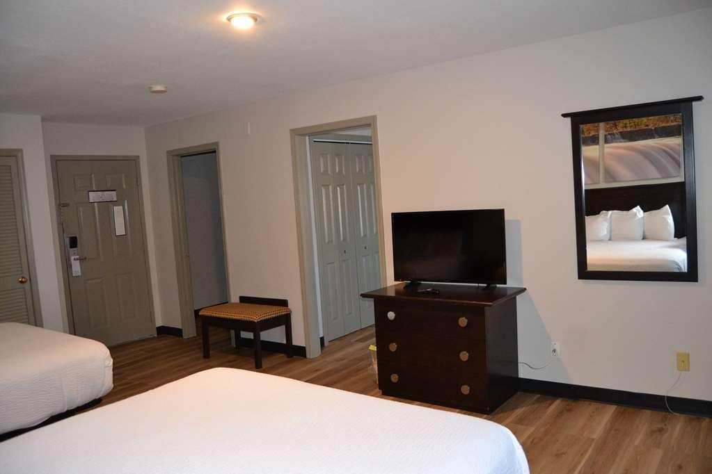 Days Inn And Suites By Wyndham Sikeston Room photo