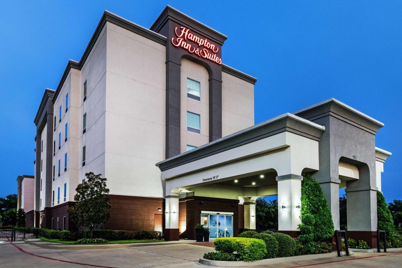 Hampton Inn And Suites Houston Central Exterior photo