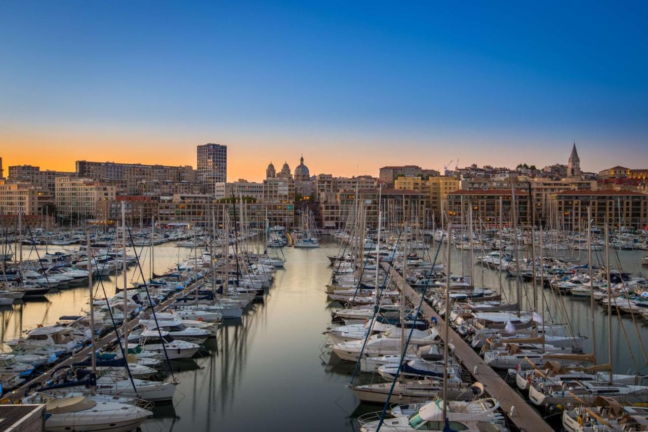 Radisson Blu Hotel Marseille Vieux Port Exterior photo