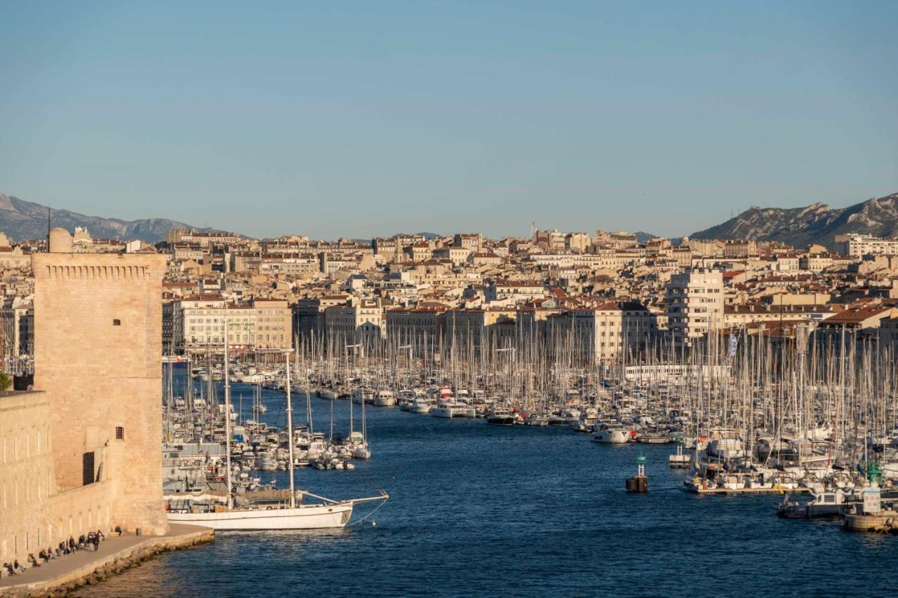 Radisson Blu Hotel Marseille Vieux Port Exterior photo