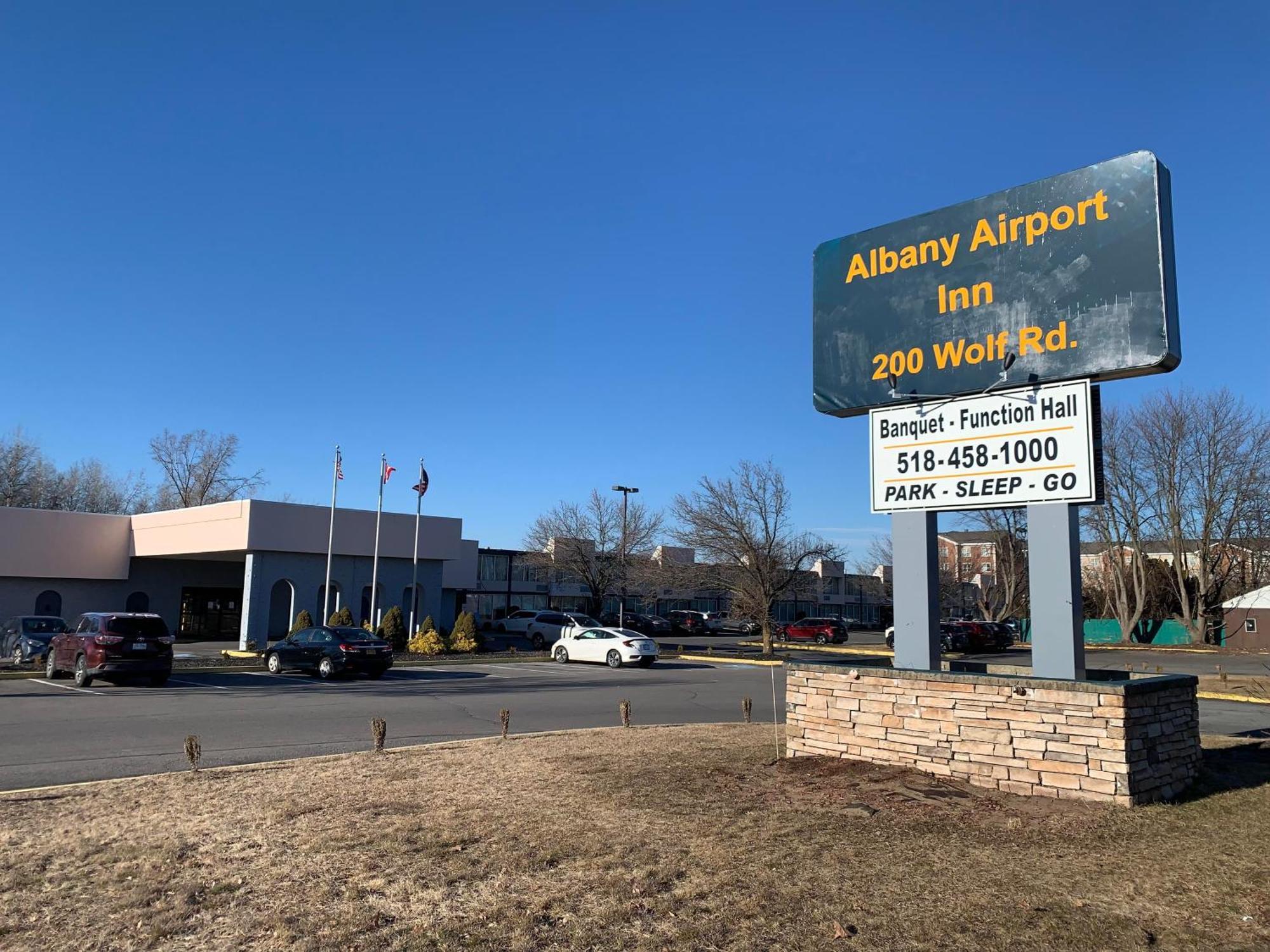 Albany Airport Inn Exterior photo
