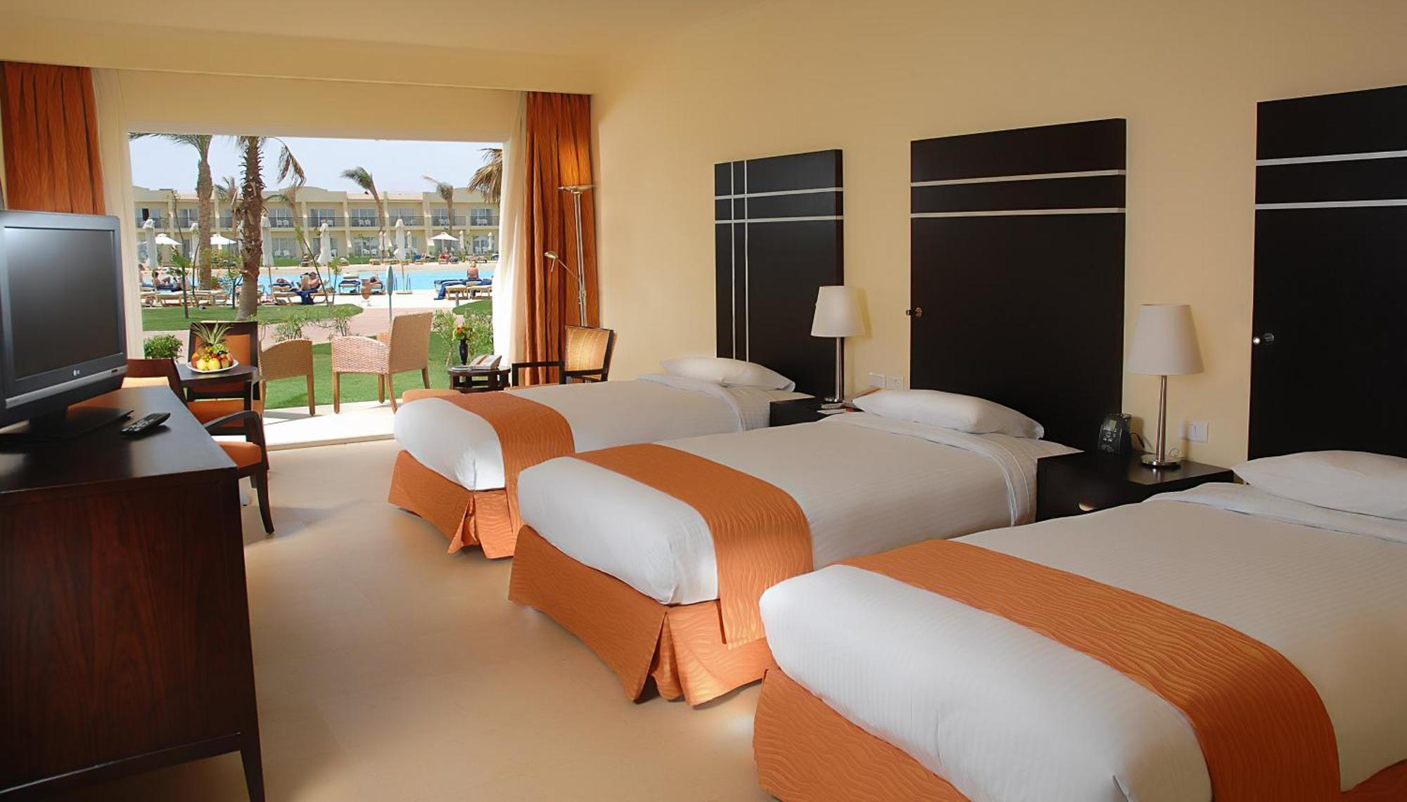 Doubletree By Hilton Sharks Bay Resort Sharm el-Sheikh Exterior photo