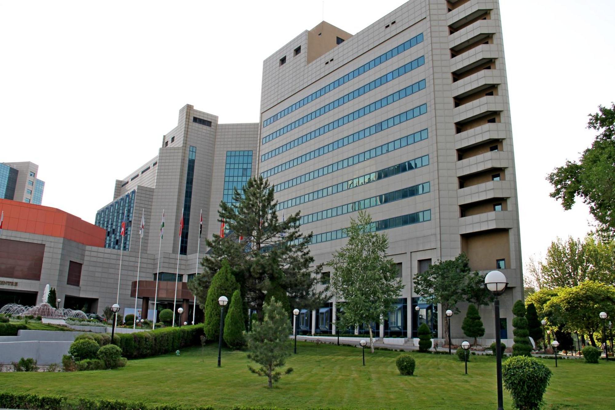 International Hotel Tashkent Exterior photo
