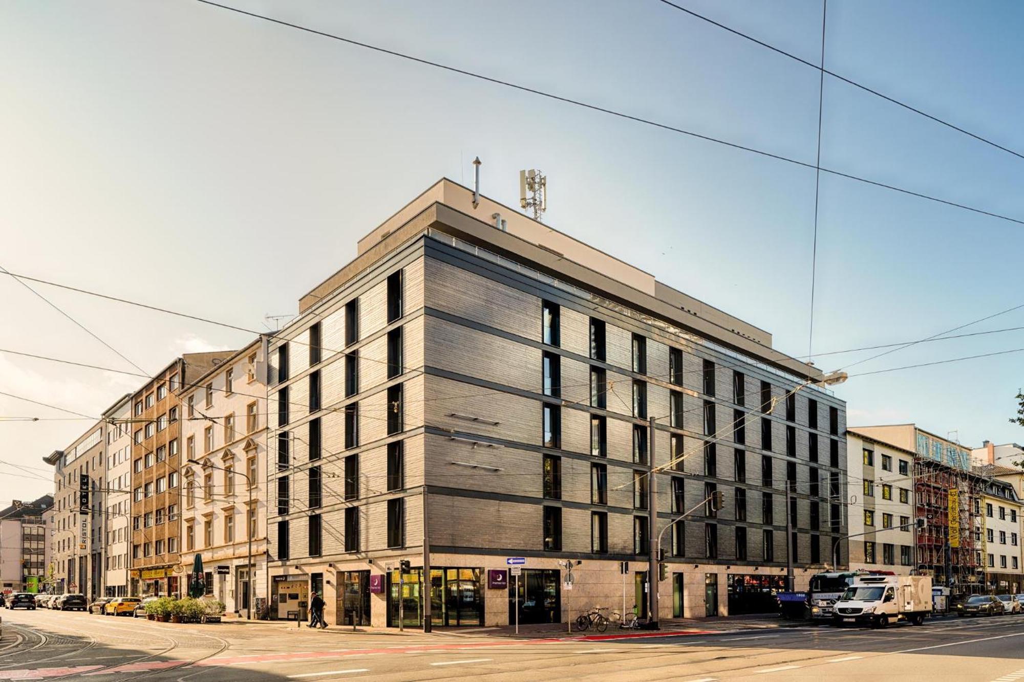 Premier Inn Frankfurt City Europaviertel Frankfurt am Main Exterior photo