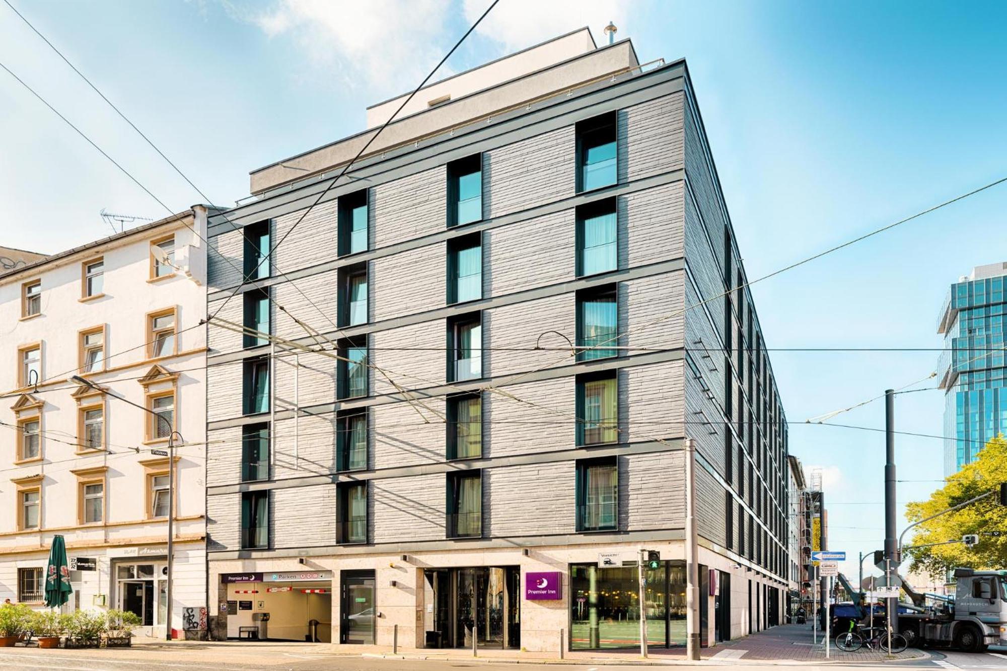 Premier Inn Frankfurt City Europaviertel Frankfurt am Main Exterior photo