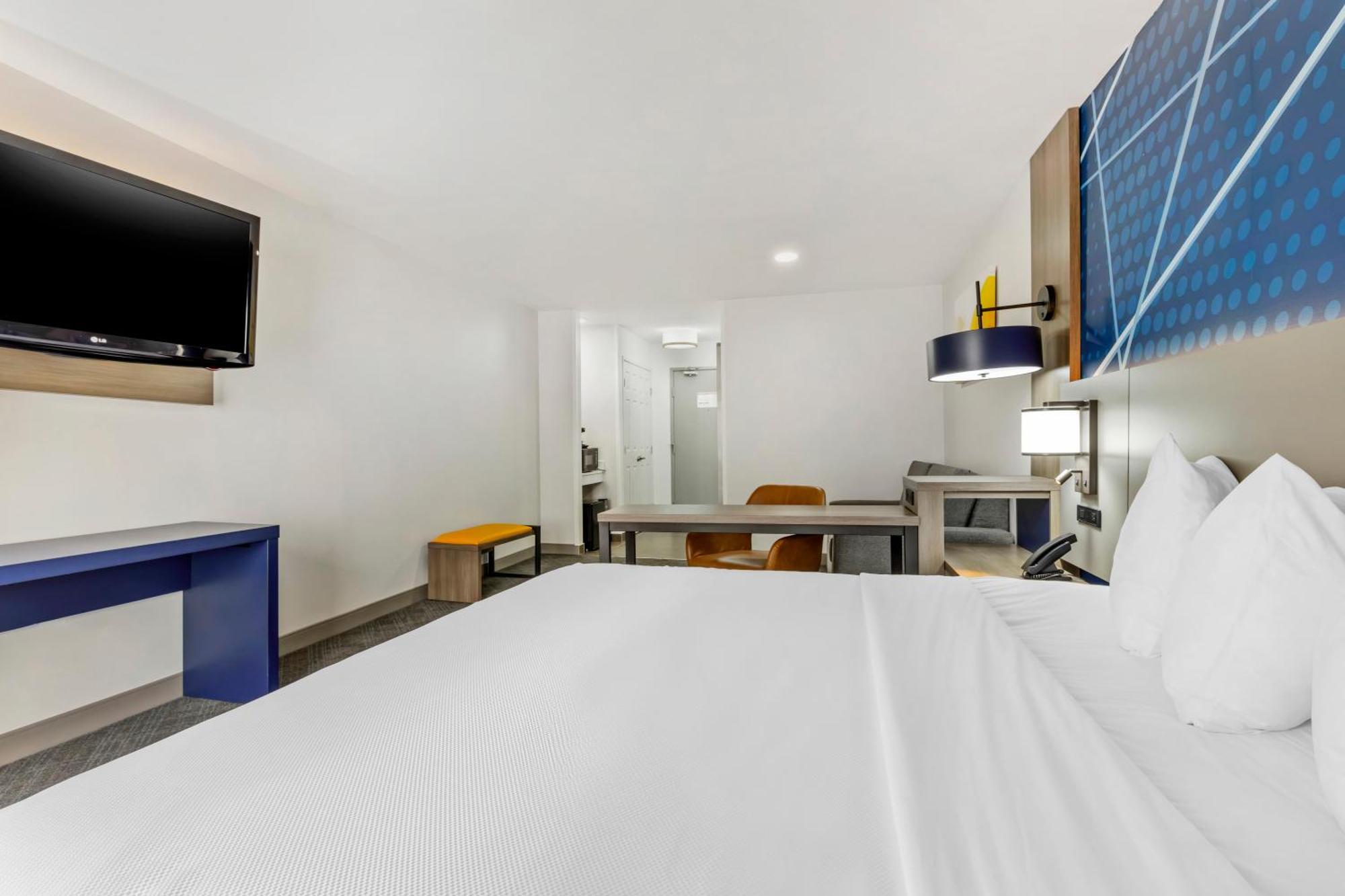 Comfort Inn & Suites Irving Las Colinas Dfw Exterior photo