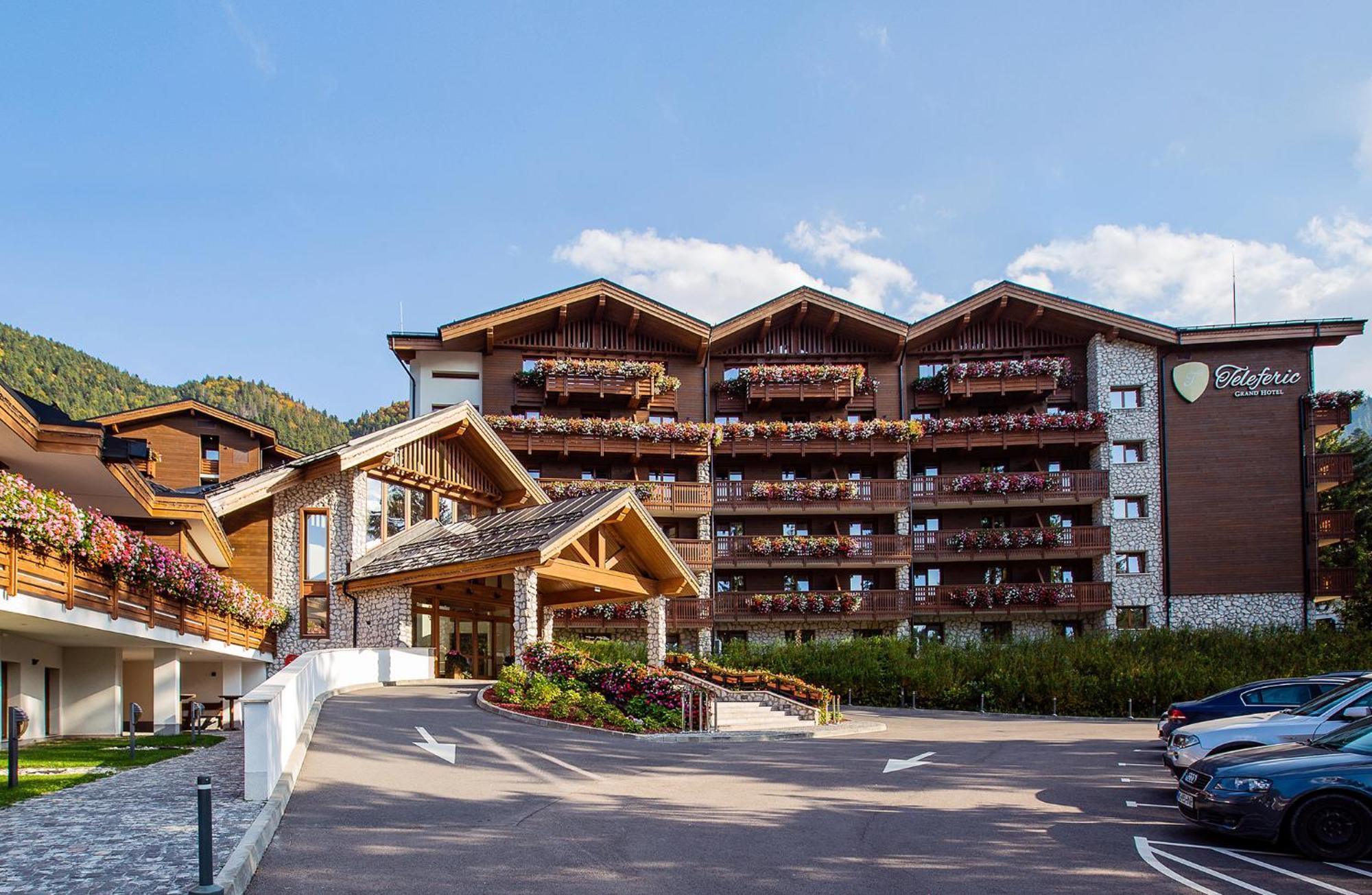 Teleferic Grand Hotel Poiana Brasov Exterior photo