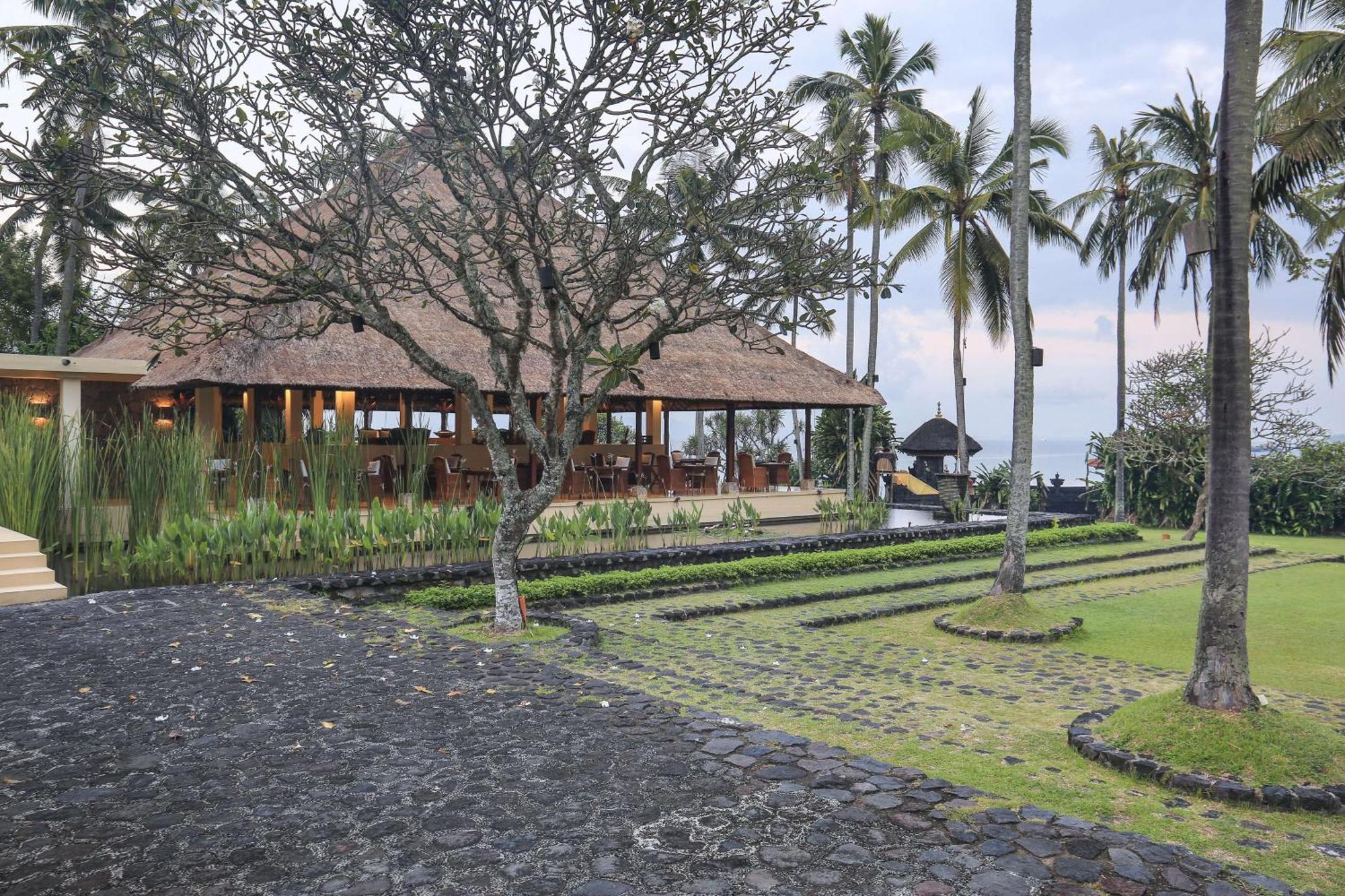 Alila Manggis Hotel Candi Dasa  Exterior photo