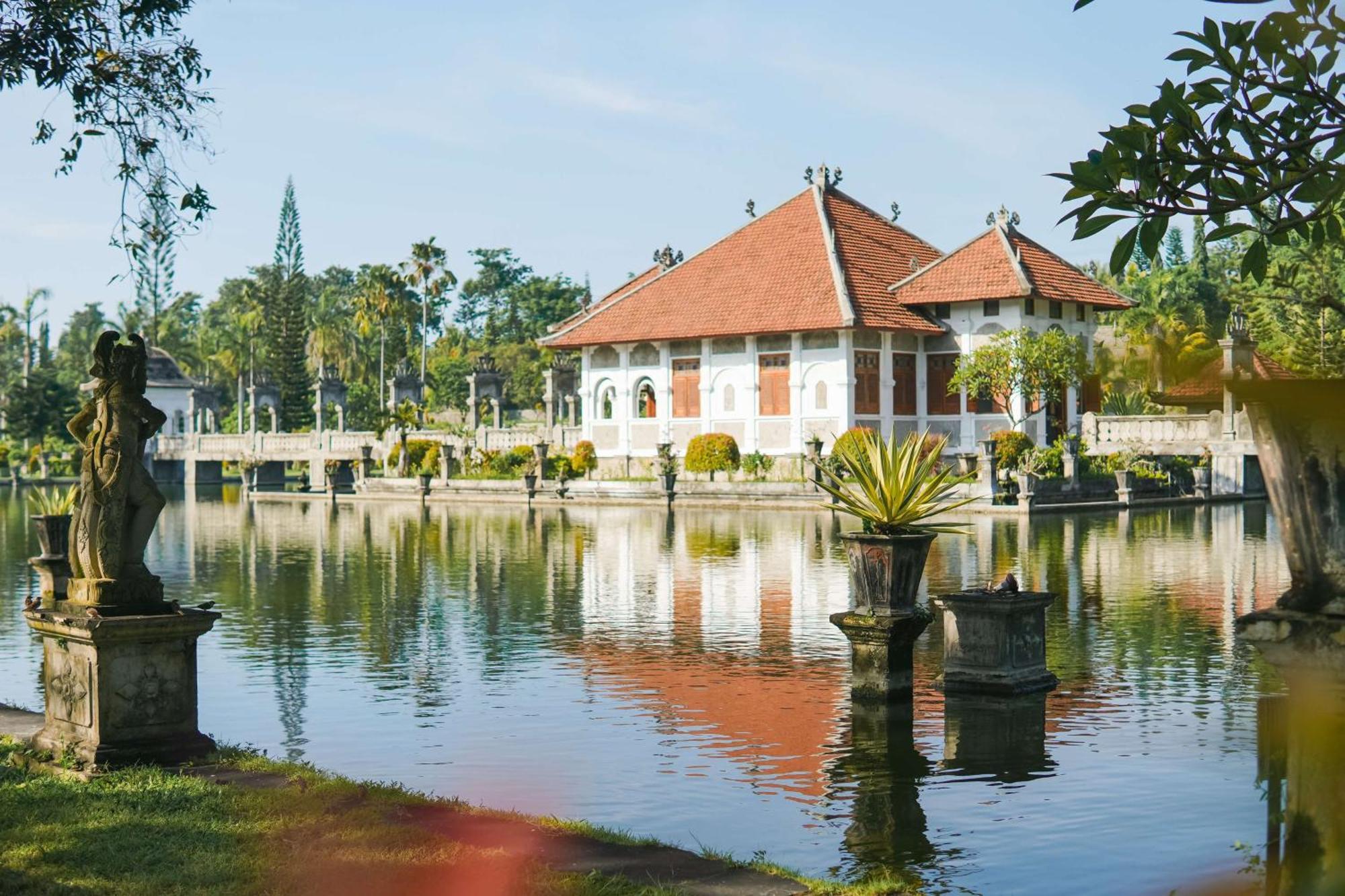 Alila Manggis Hotel Candi Dasa  Exterior photo