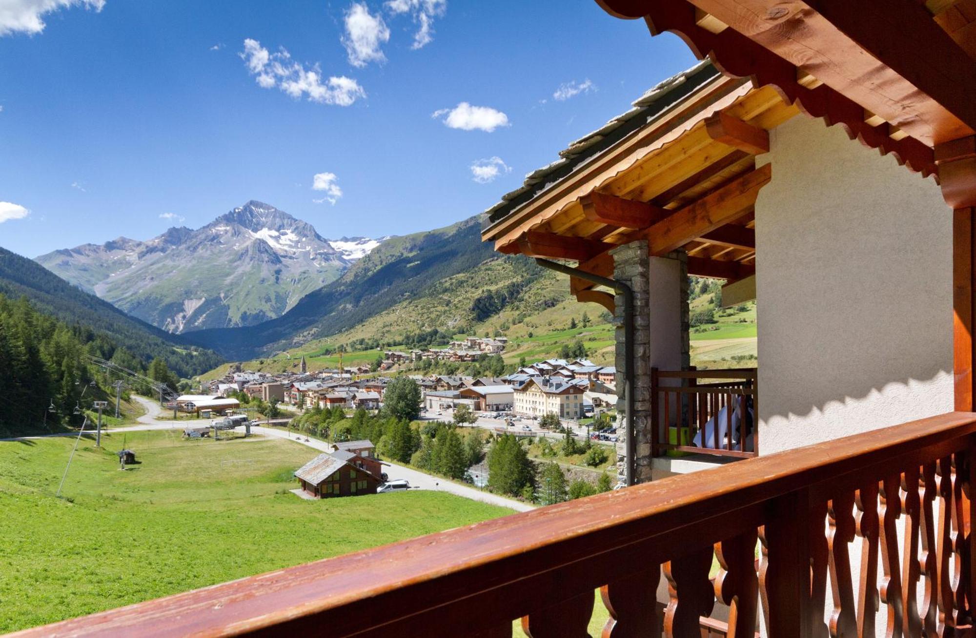 Hotel Club Mmv Le Val Cenis *** Lanslebourg-Mont-Cenis Exterior photo