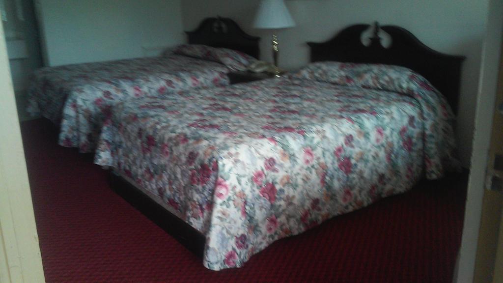 Midtown Motel Newport News Room photo