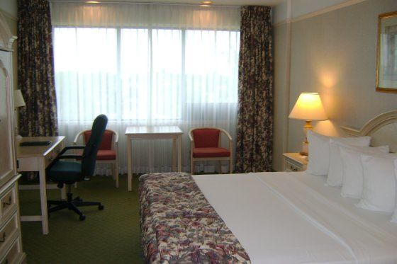 Clarion Hotel & Conference Centre Fort Erie Room photo