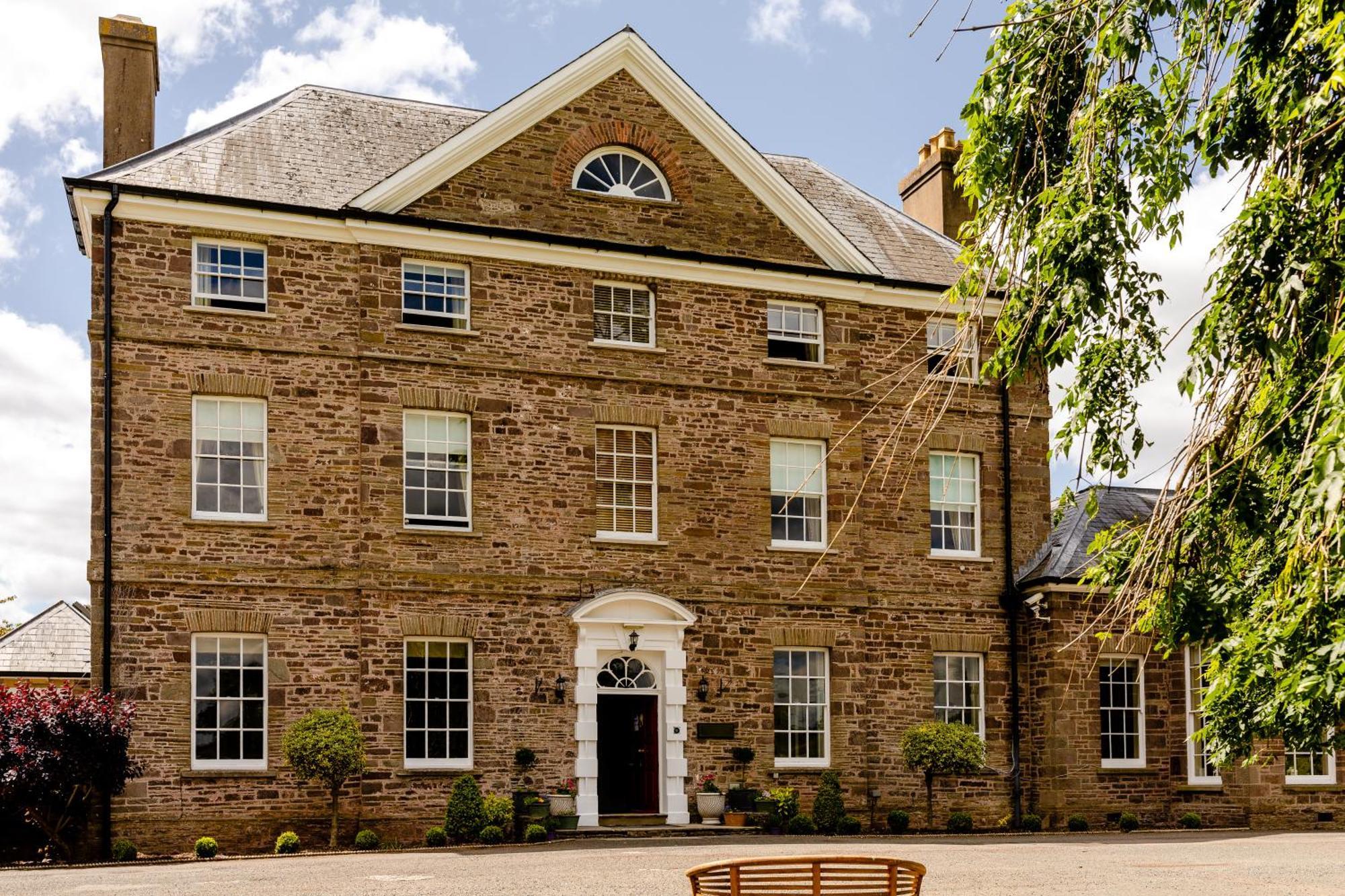 Peterstone Court Country House Restaurant & Spa Brecon Exterior photo