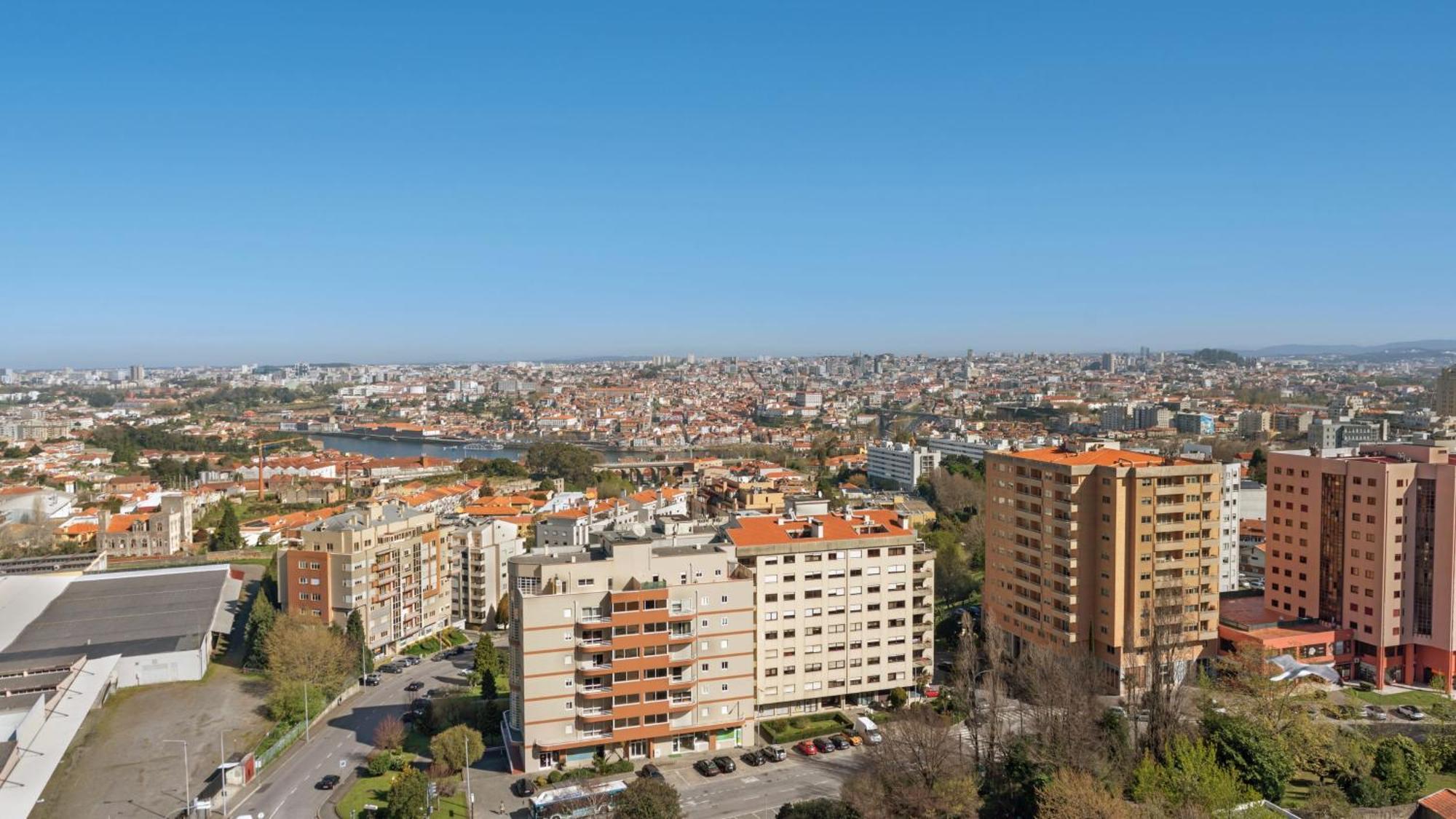 Holiday Inn Porto Gaia, An Ihg Hotel Vila Nova de Gaia Exterior photo