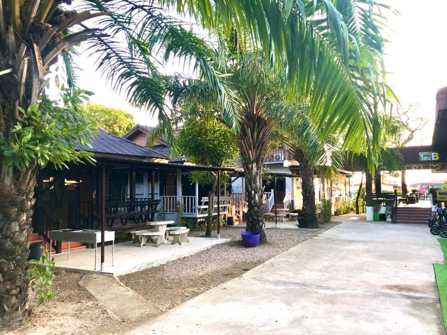 Pooma Resort Chao Lao Beach Exterior photo