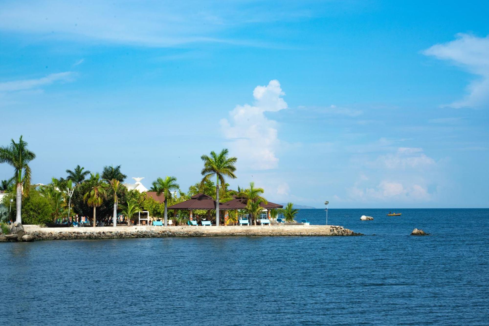 Malaika Beach Resort Mwanza Exterior photo