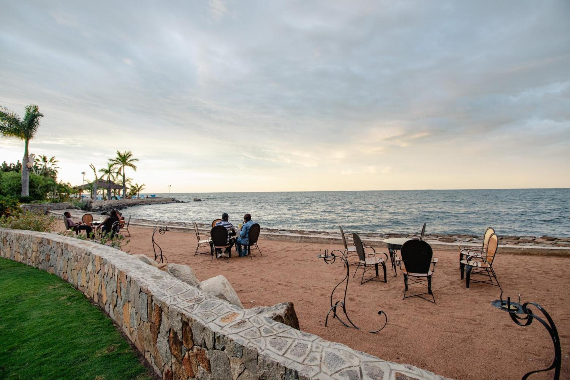 Malaika Beach Resort Mwanza Exterior photo