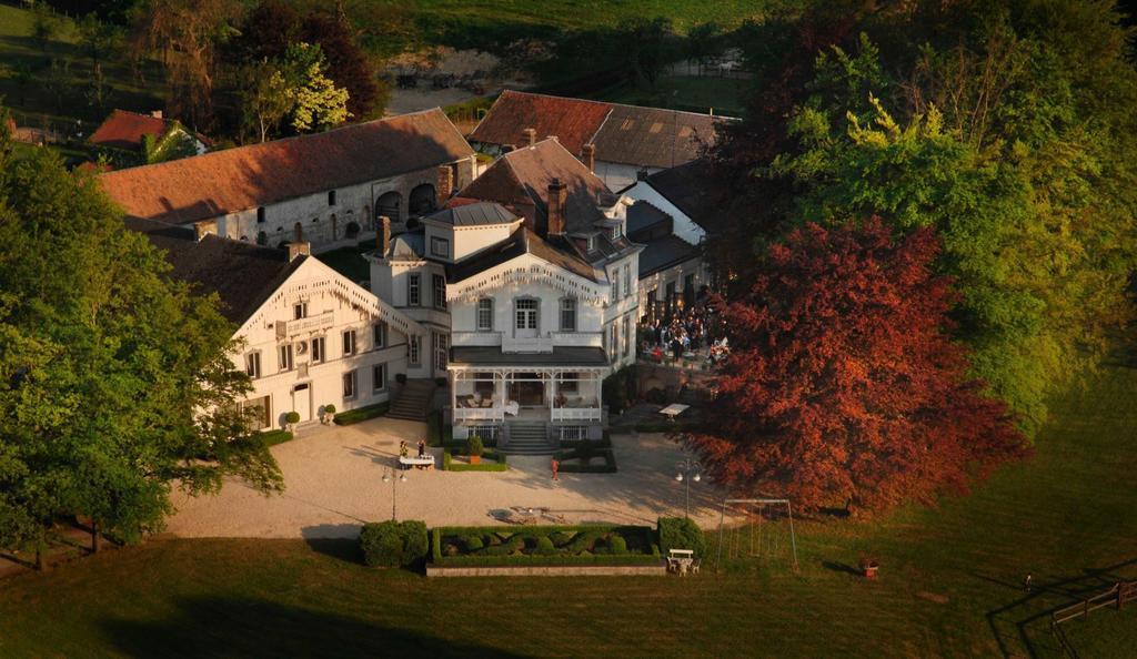 Kasteel Altembrouck Hotel Voeren Exterior photo