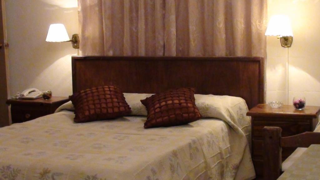 Hotel Uruguay Montevideo Room photo