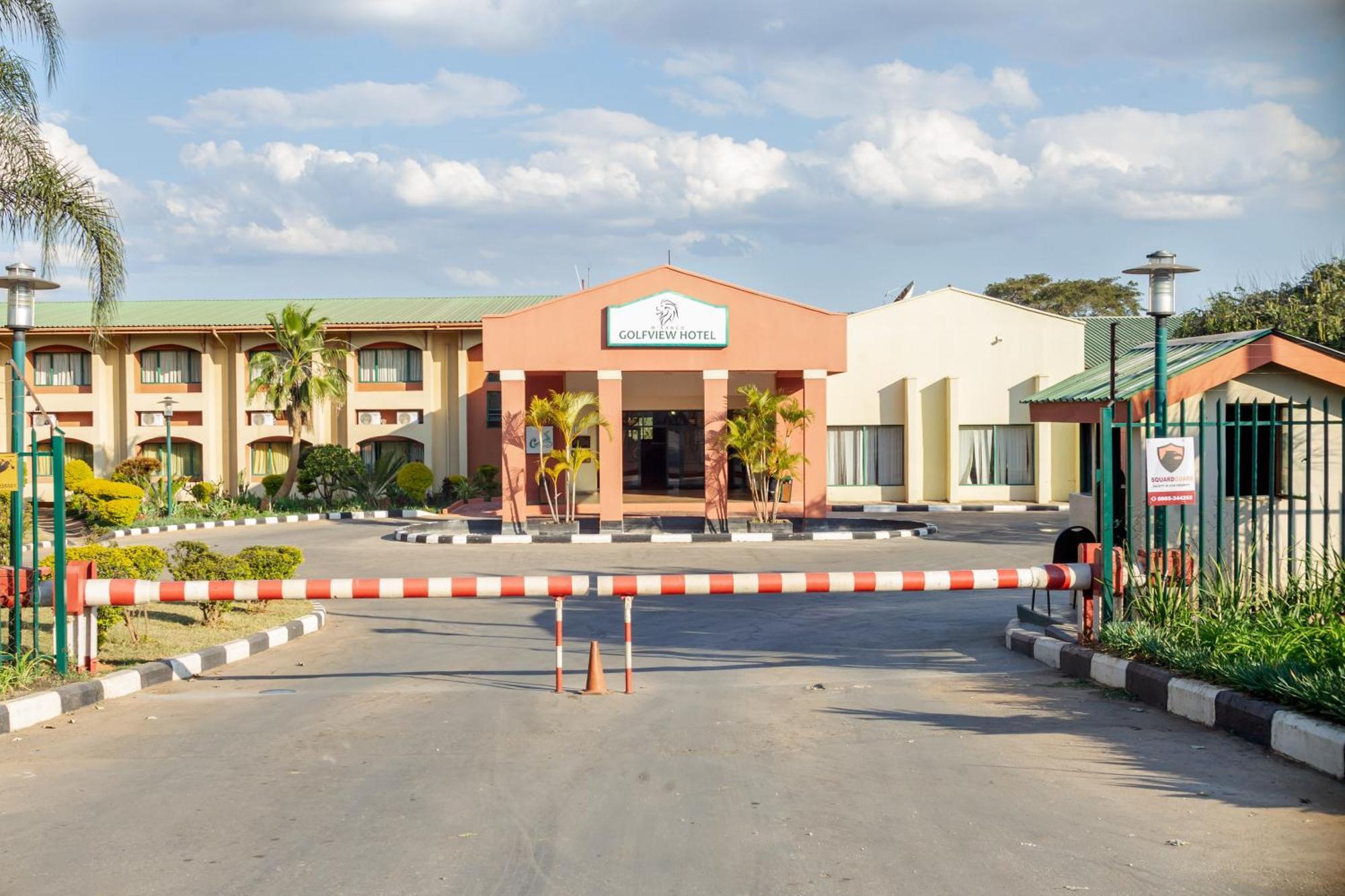 M'Kango Golfview Hotel Lusaka Exterior photo