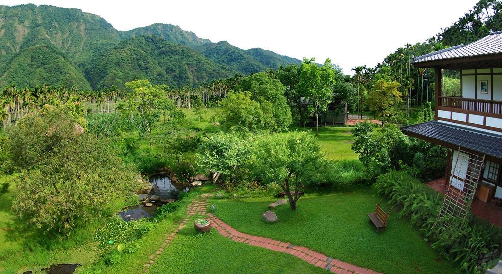 Old Five Guesthouse Lugu Exterior photo