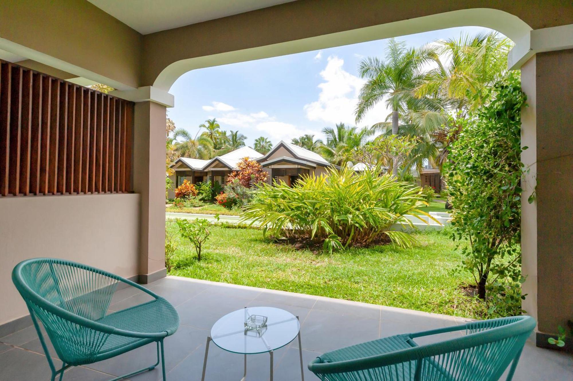 Palm Beach Resort & Spa Ambondrona  Exterior photo