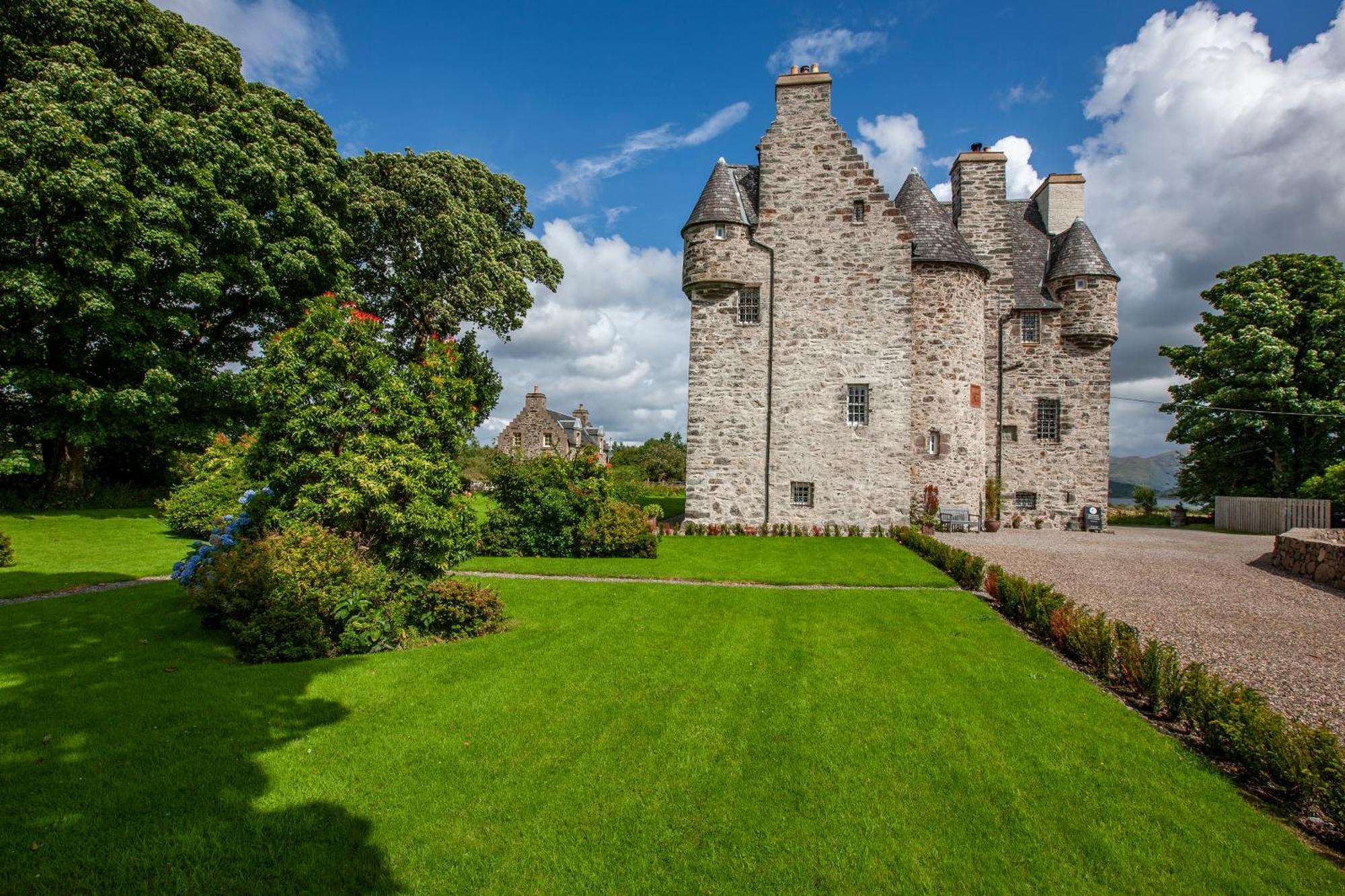 Barcaldine Castle Bed & Breakfast Oban Exterior photo