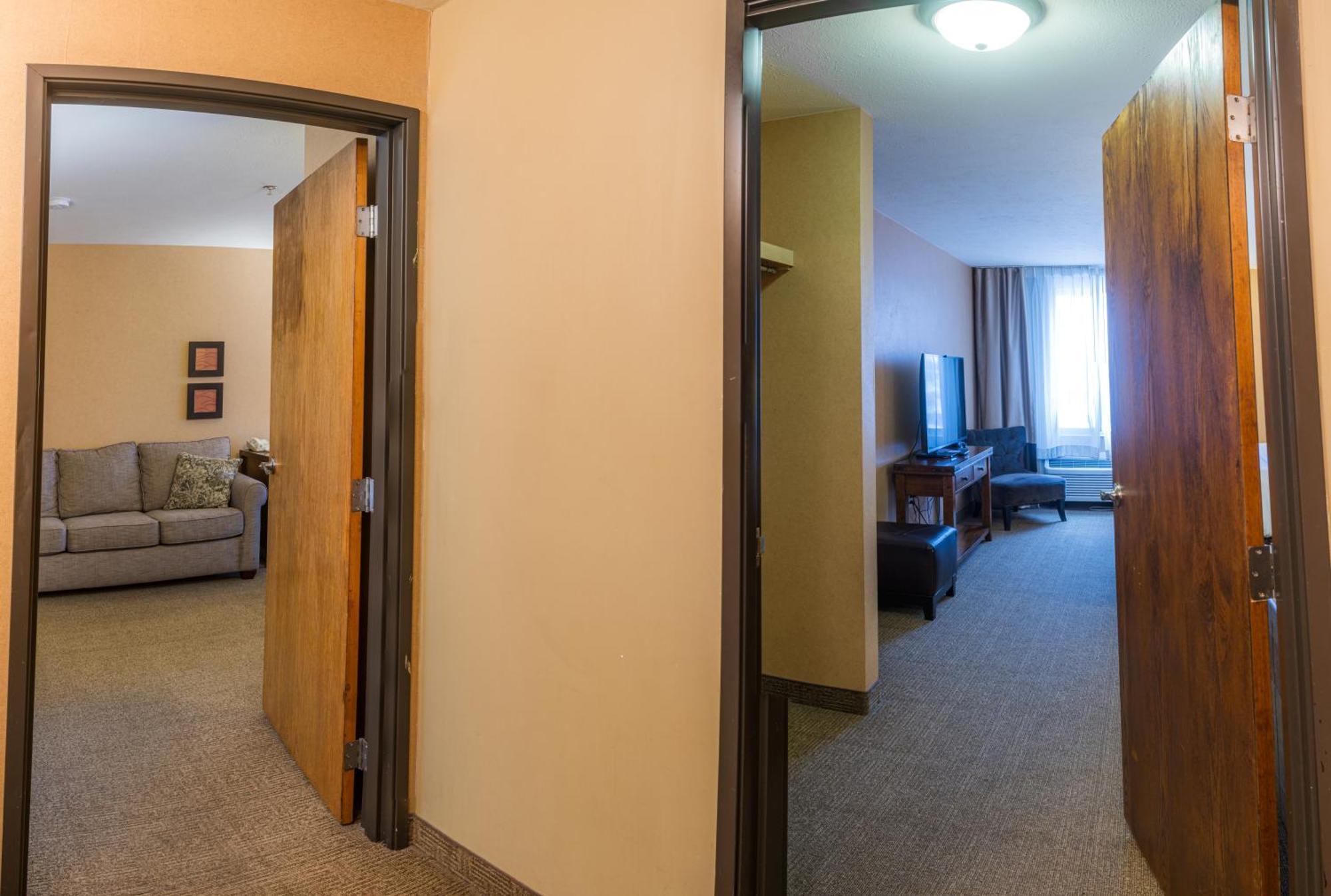 Comfort Inn & Suites Spokane Valley Exterior photo