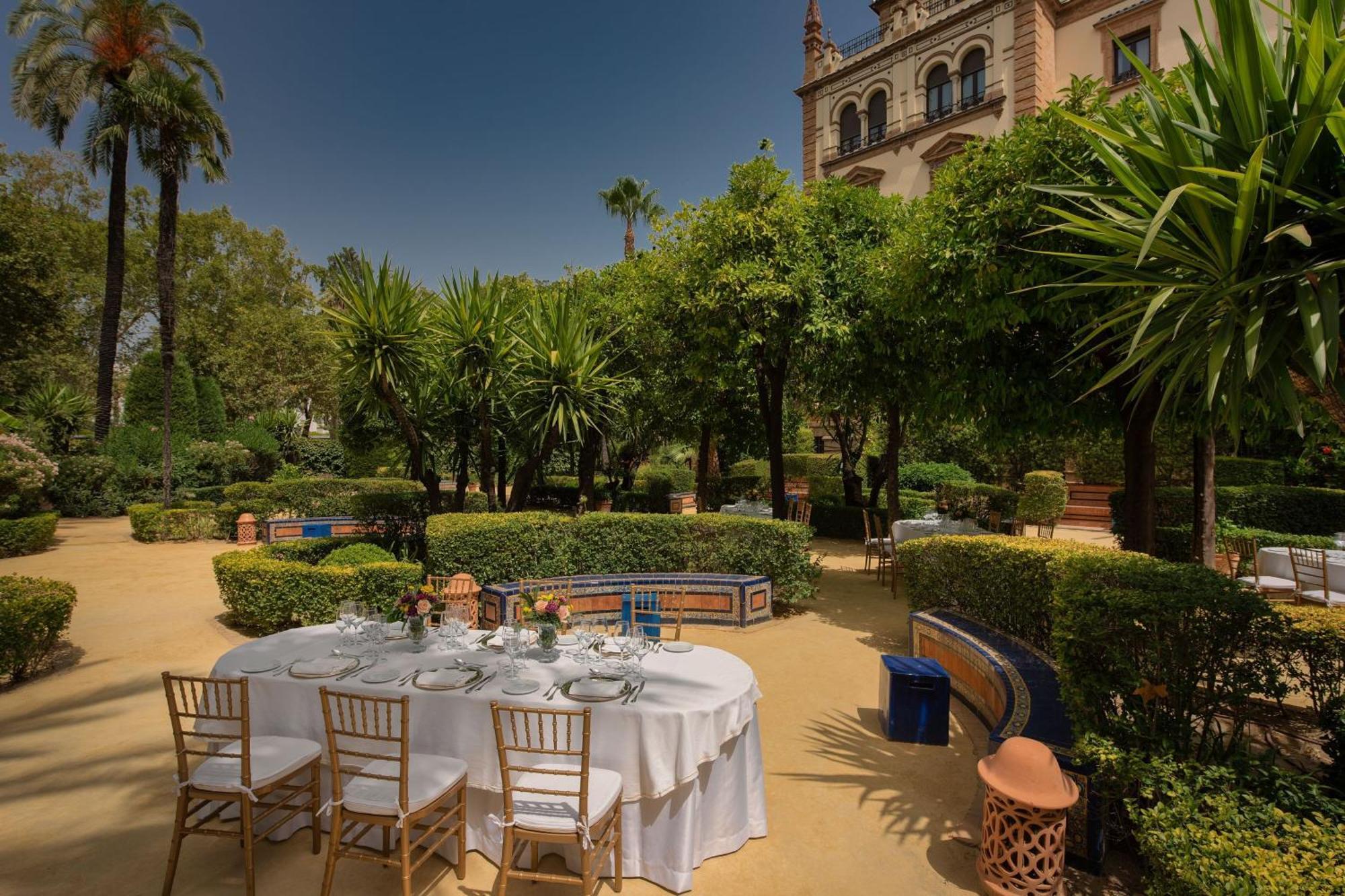 Hotel Alfonso Xiii, A Luxury Collection Hotel, Seville Exterior photo