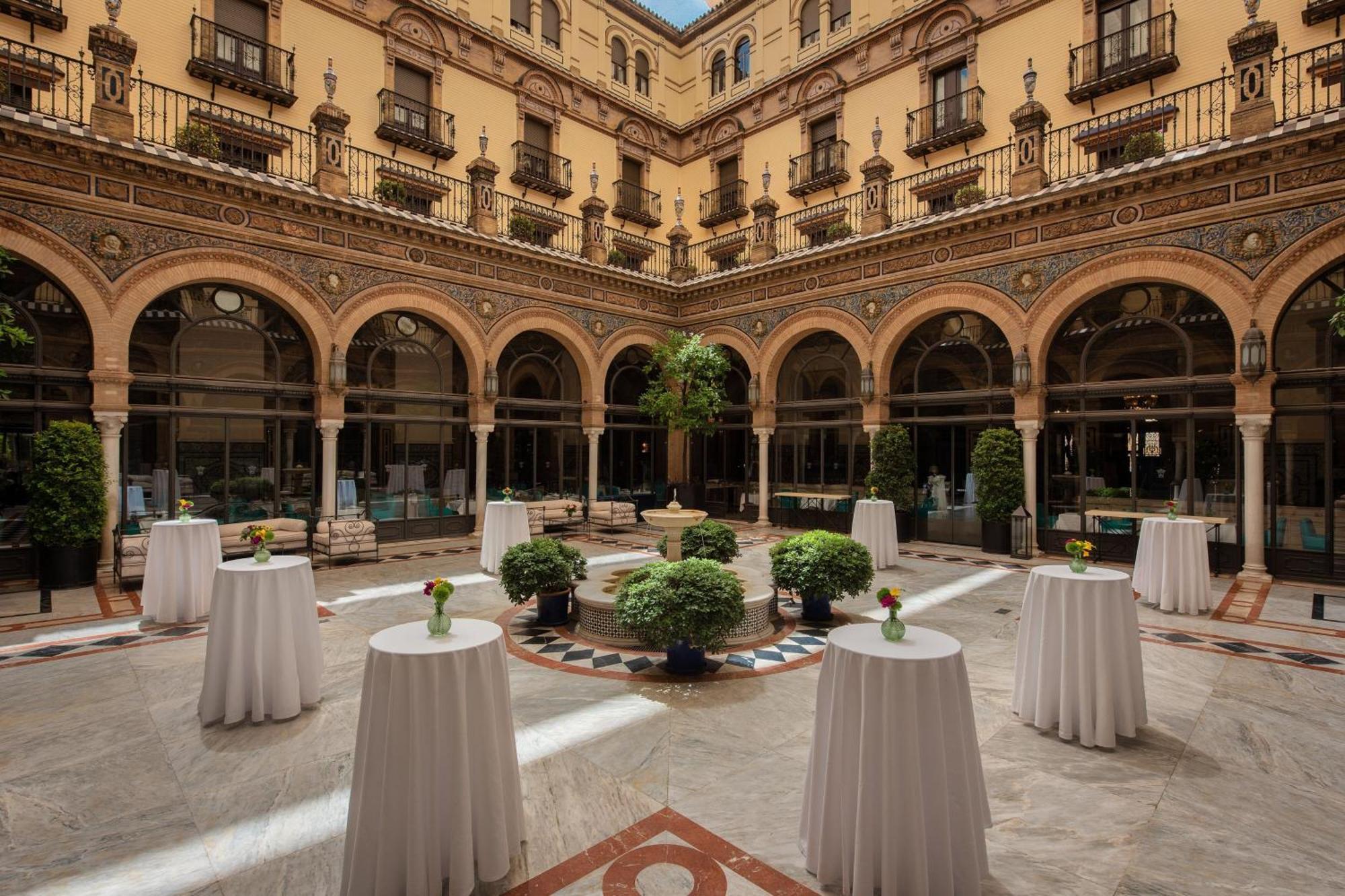 Hotel Alfonso Xiii, A Luxury Collection Hotel, Seville Exterior photo