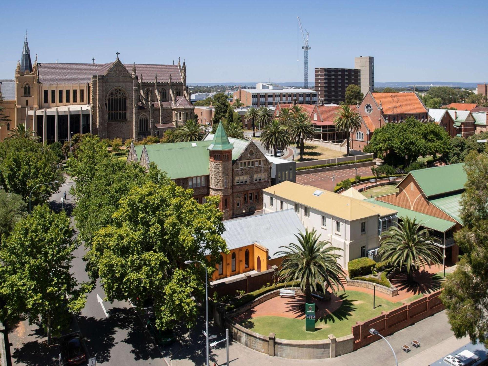 Mercure Perth On Hay Exterior photo