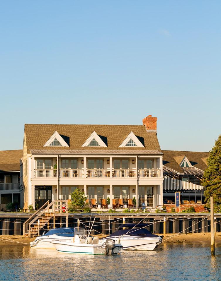 Baron'S Cove Hotel Sag Harbor Exterior photo