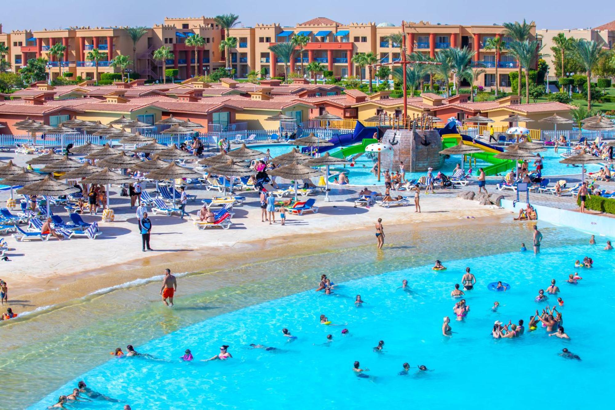 Titanic Beach - Families And Couples Only Hurghada Exterior photo