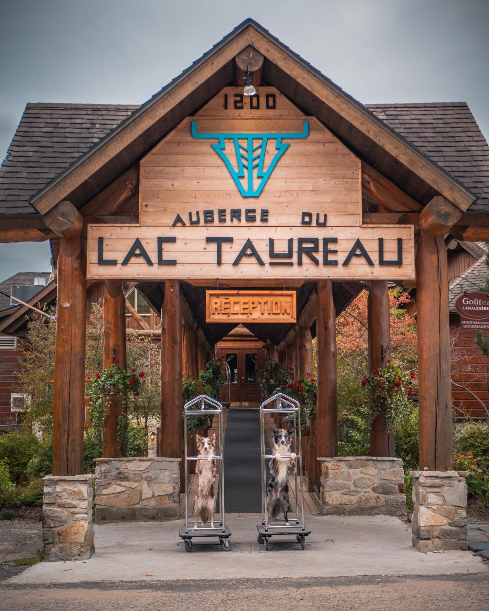 Auberge Du Lac Taureau Saint-Michel des Saints Exterior photo