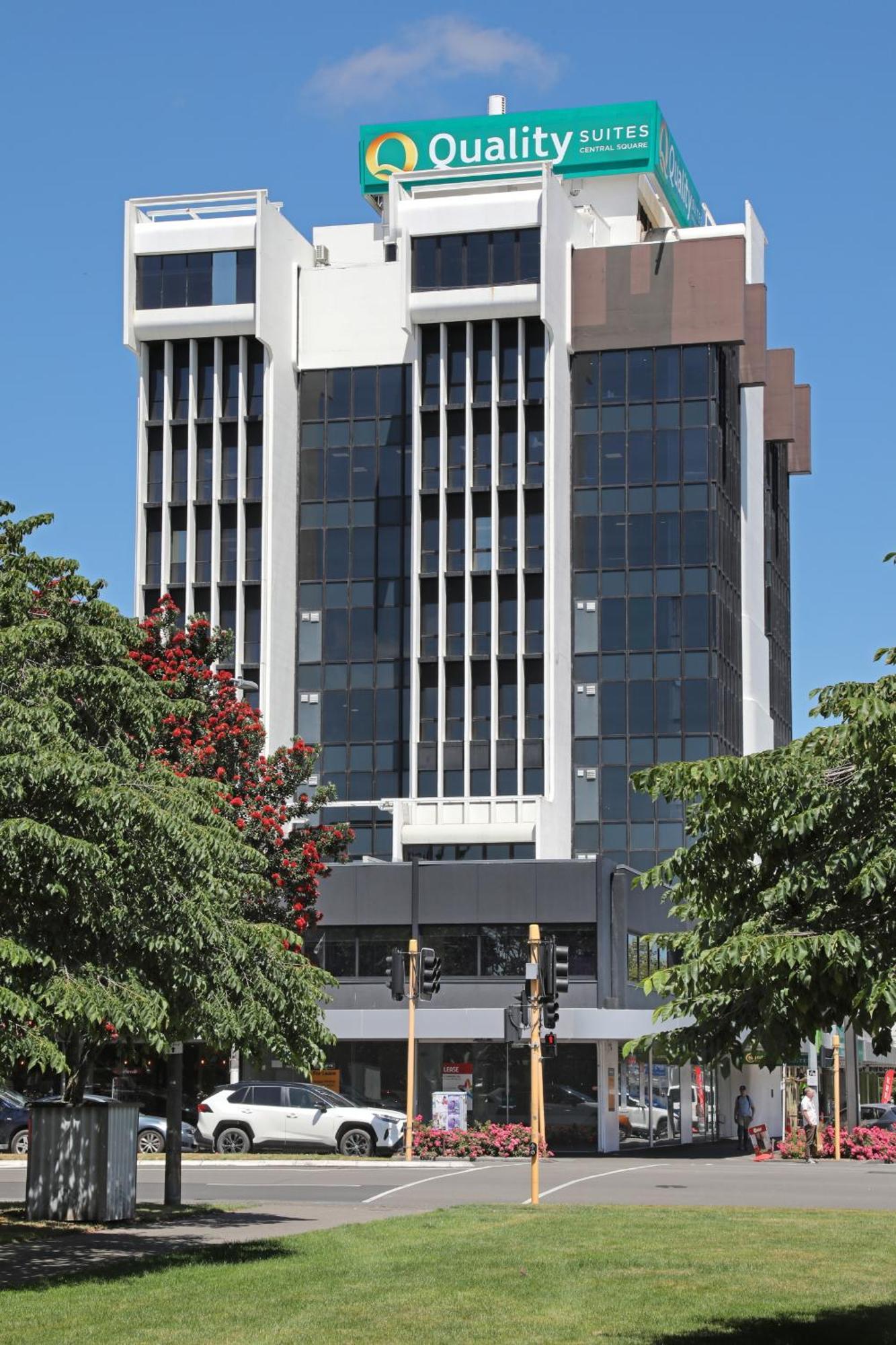 Quality Suites Central Square Palmerston North Exterior photo