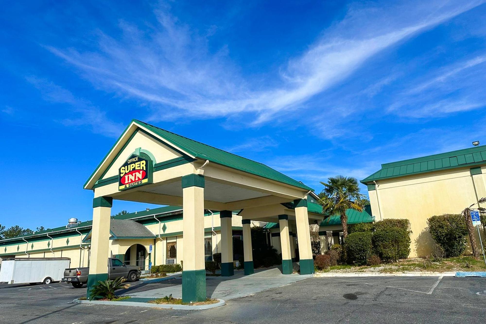 Super Inn & Suites By Oyo Milledgeville Exterior photo