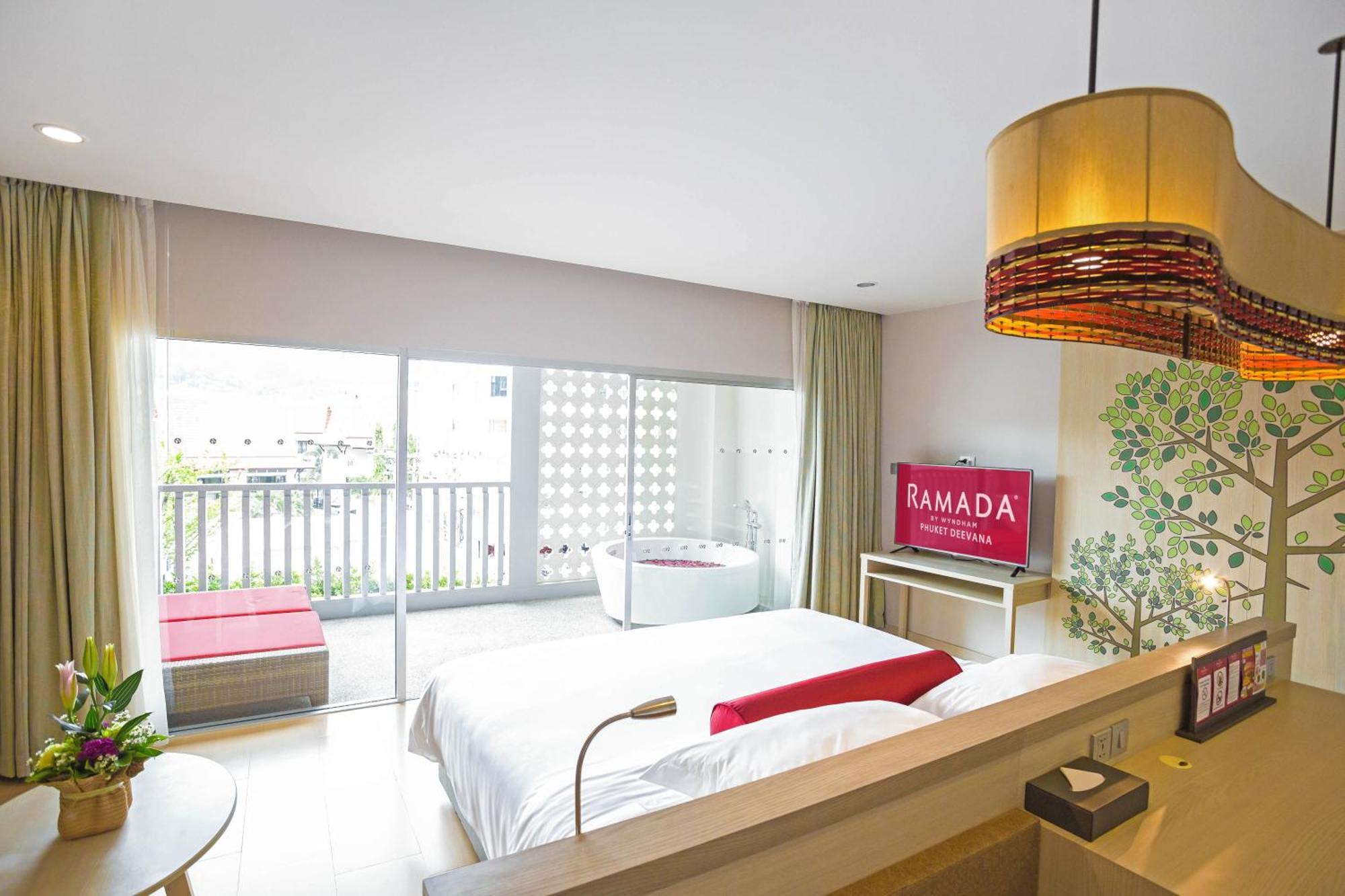 Ramada By Wyndham Phuket Deevana Patong - Sha Extra Plus Exterior photo