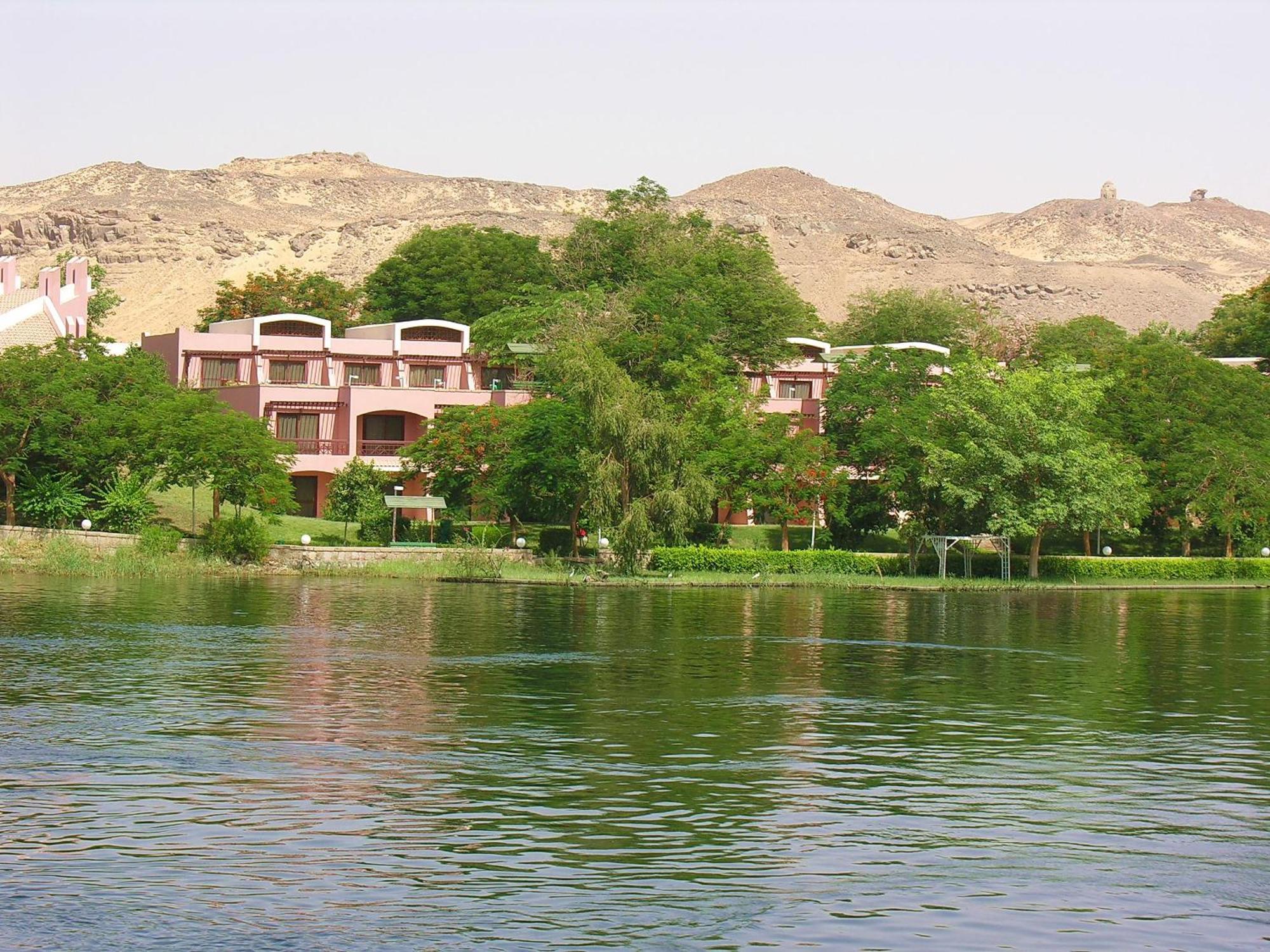 Pyramisa Island Hotel Aswan Exterior photo