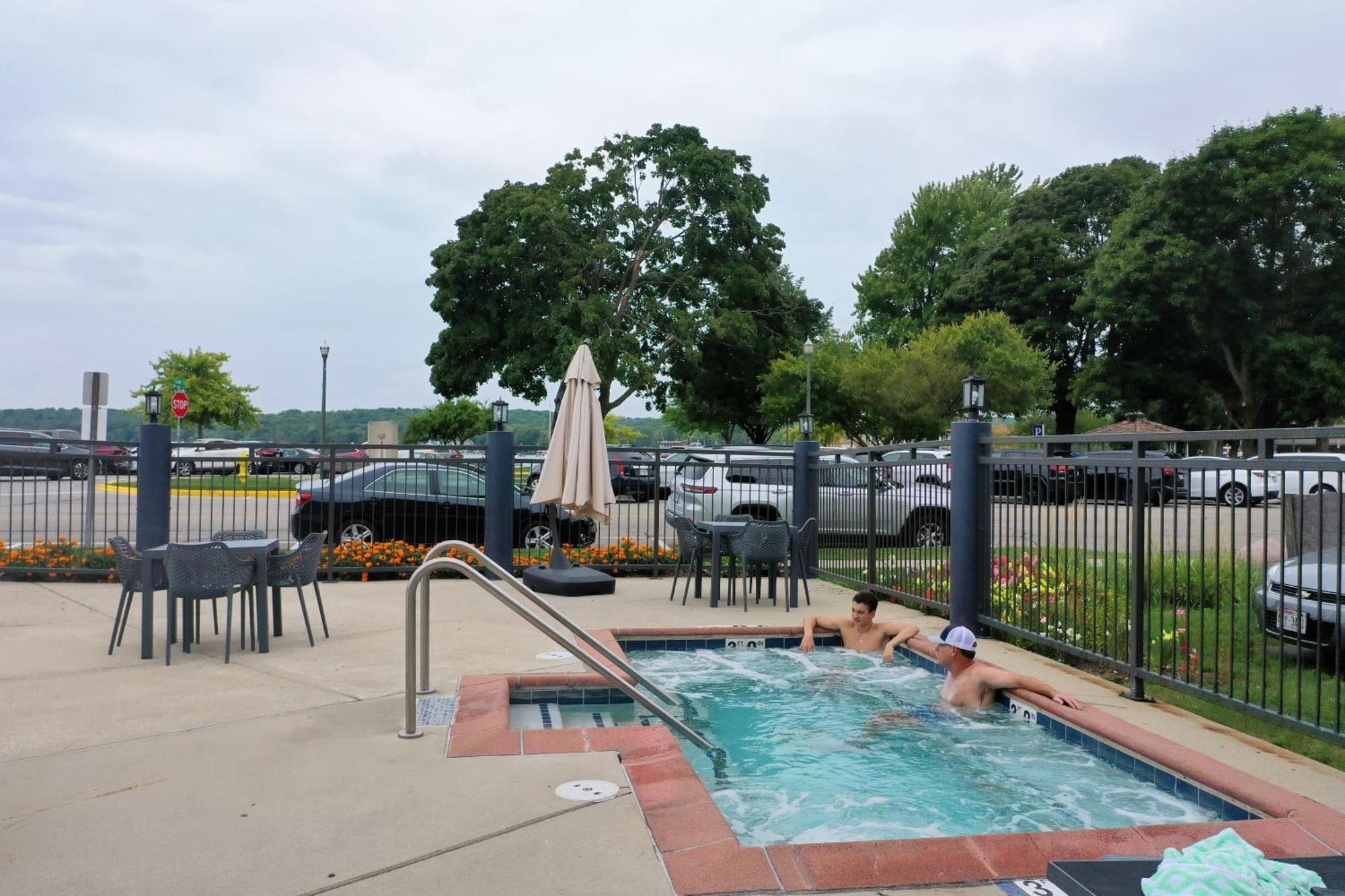 Harbor Shores On Lake Geneva Exterior photo