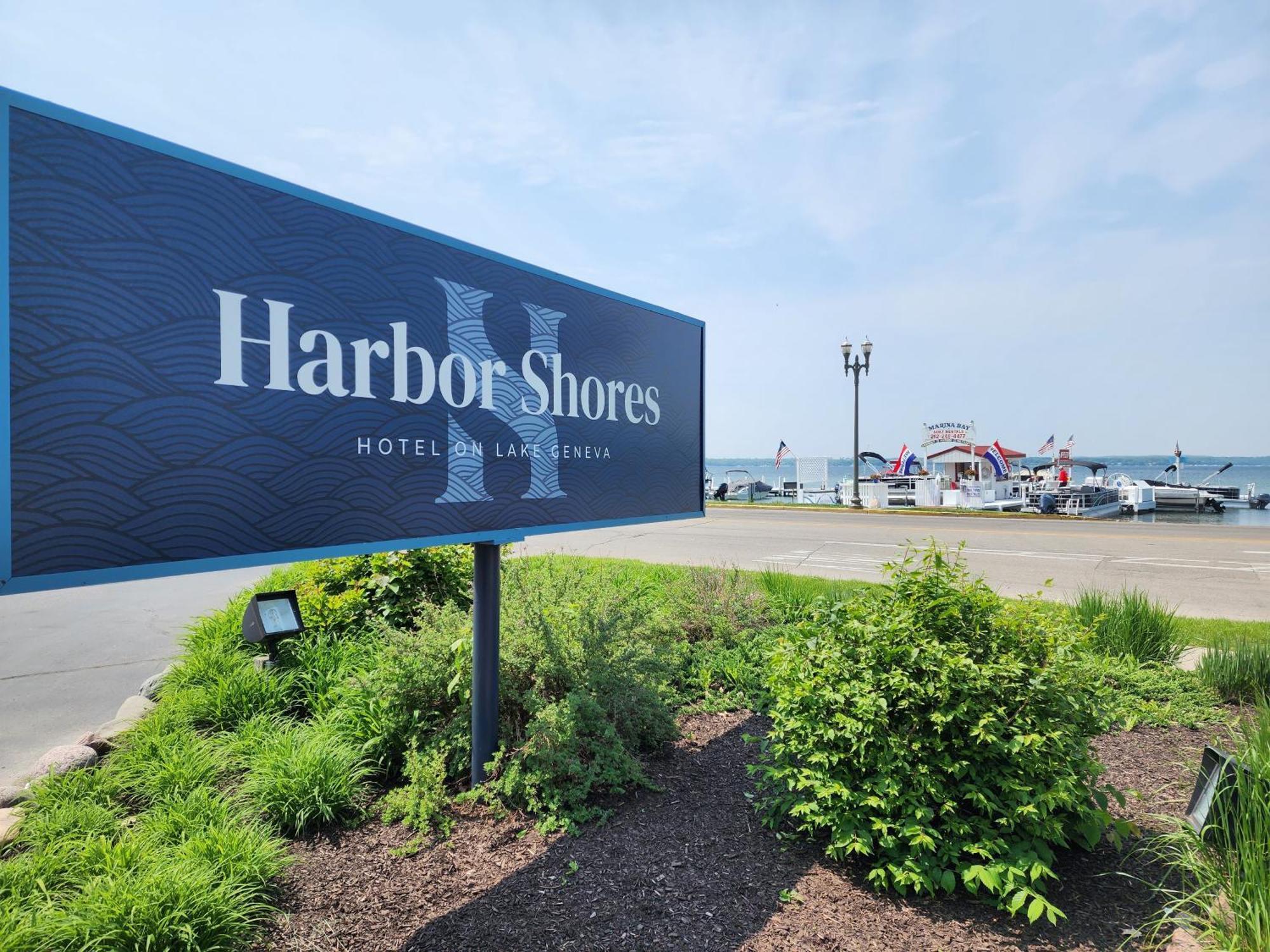 Harbor Shores On Lake Geneva Exterior photo