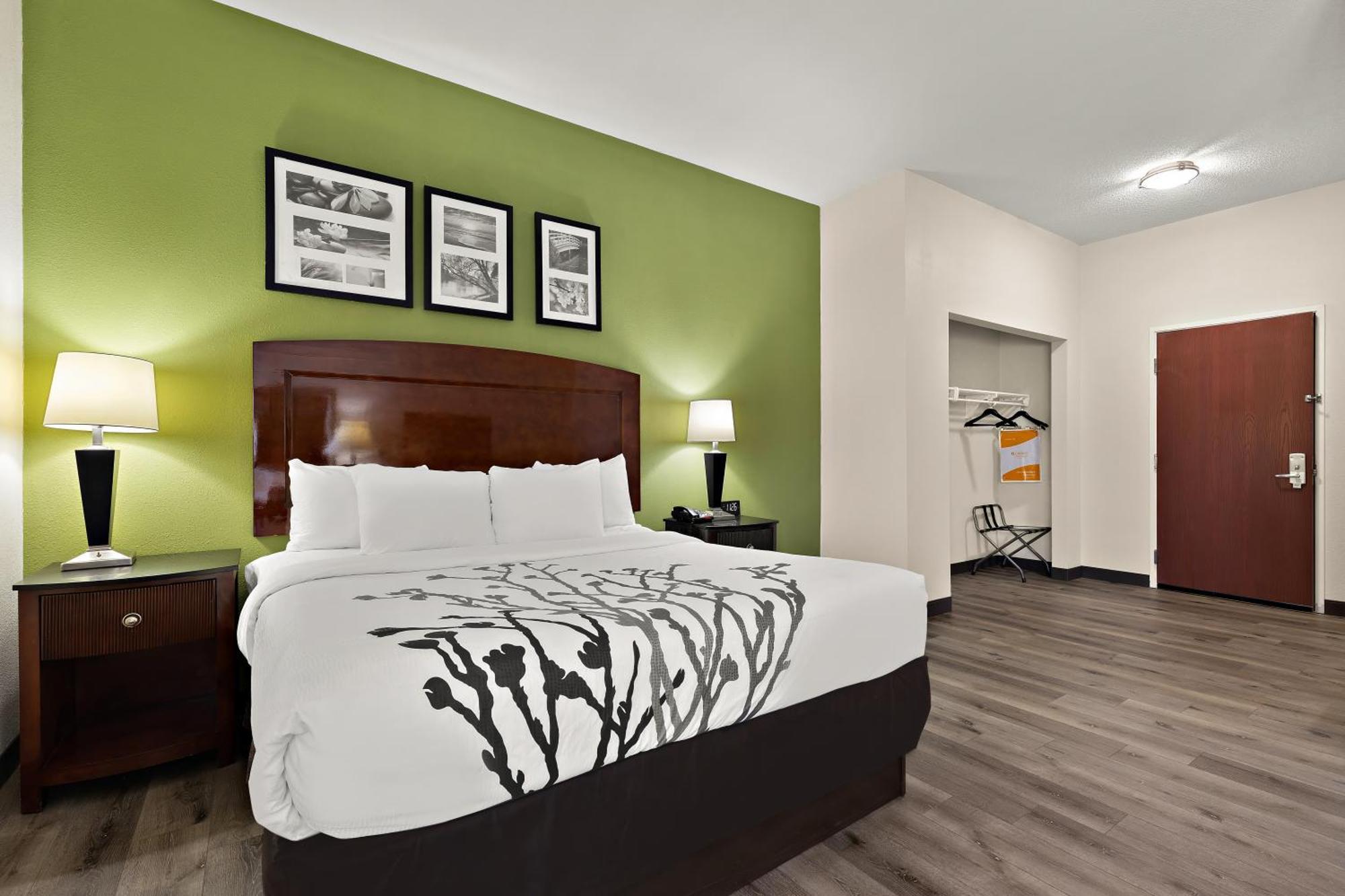 Sleep Inn & Suites Near Joint Base Andrews-Washington Area Morningside Exterior photo