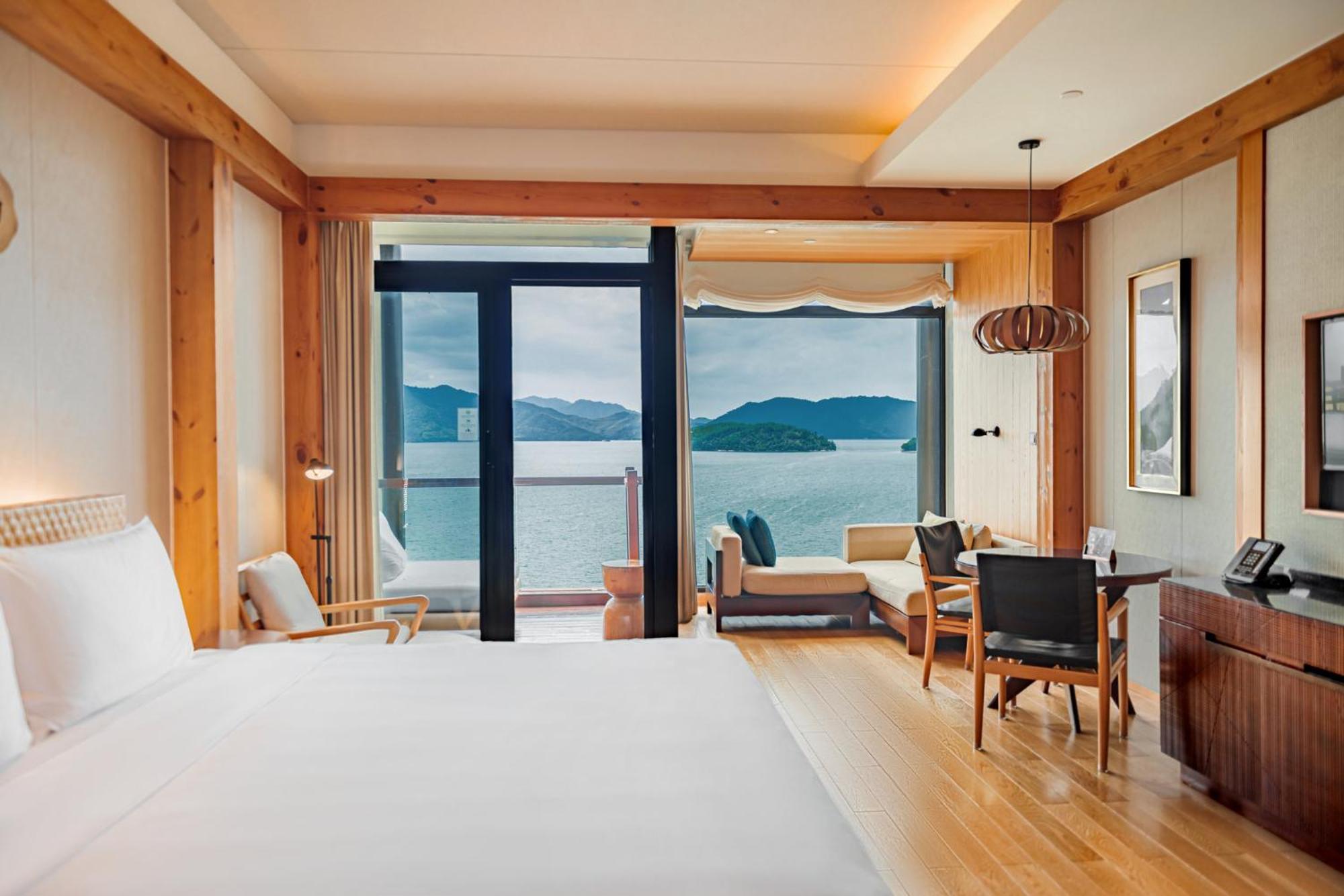 Intercontinental One Thousand Island Lake Resort, An Ihg Hotel Chun'an Exterior photo