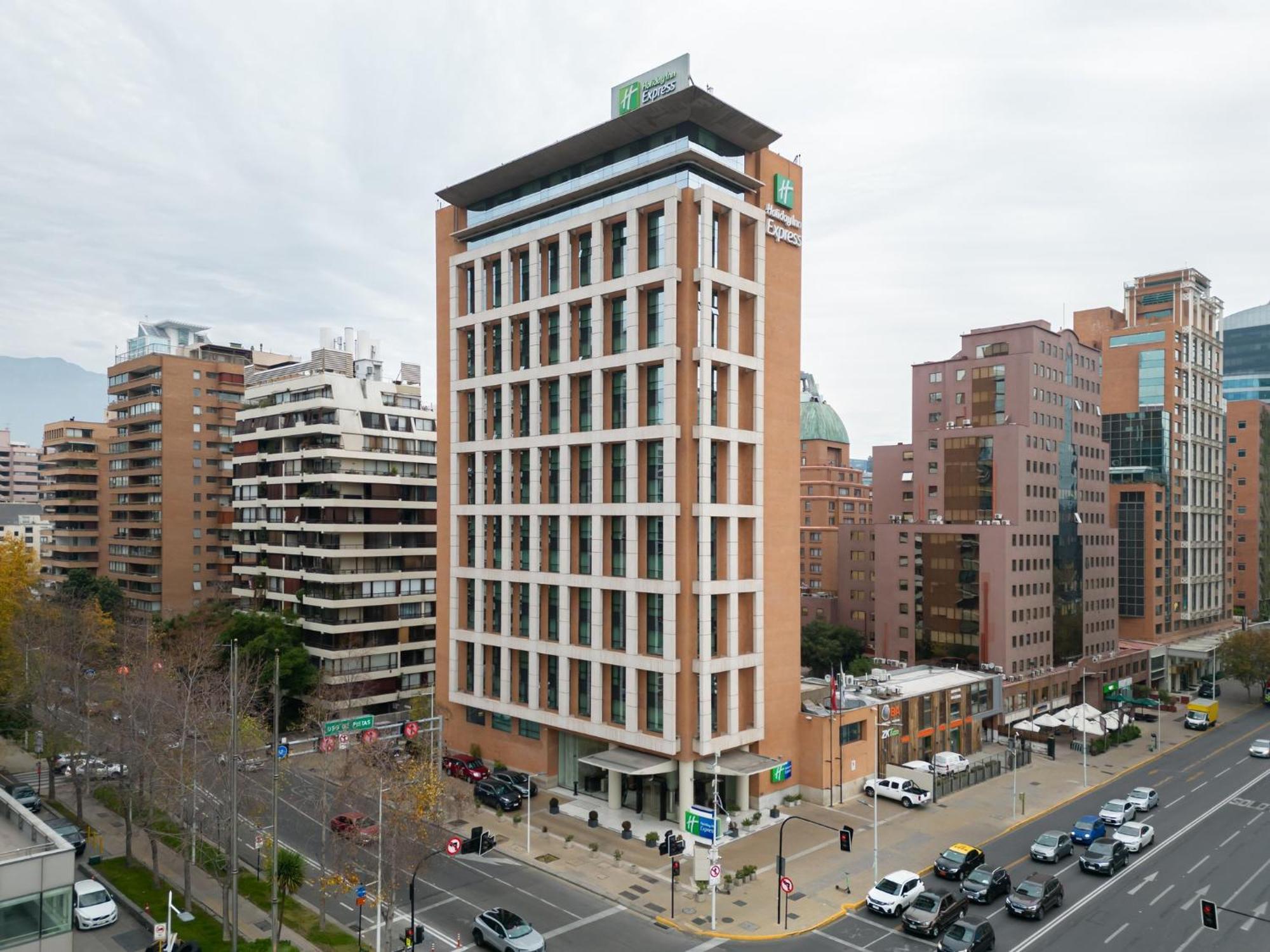 Holiday Inn Express Santiago Las Condes, An Ihg Hotel Exterior photo