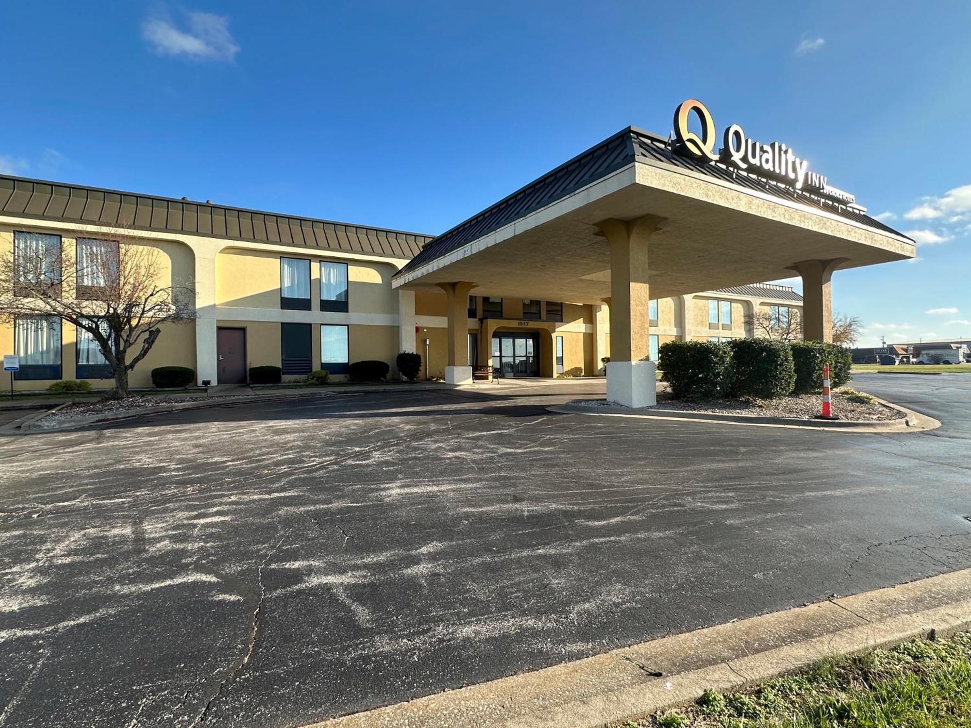 Quality Inn Perryville Exterior photo