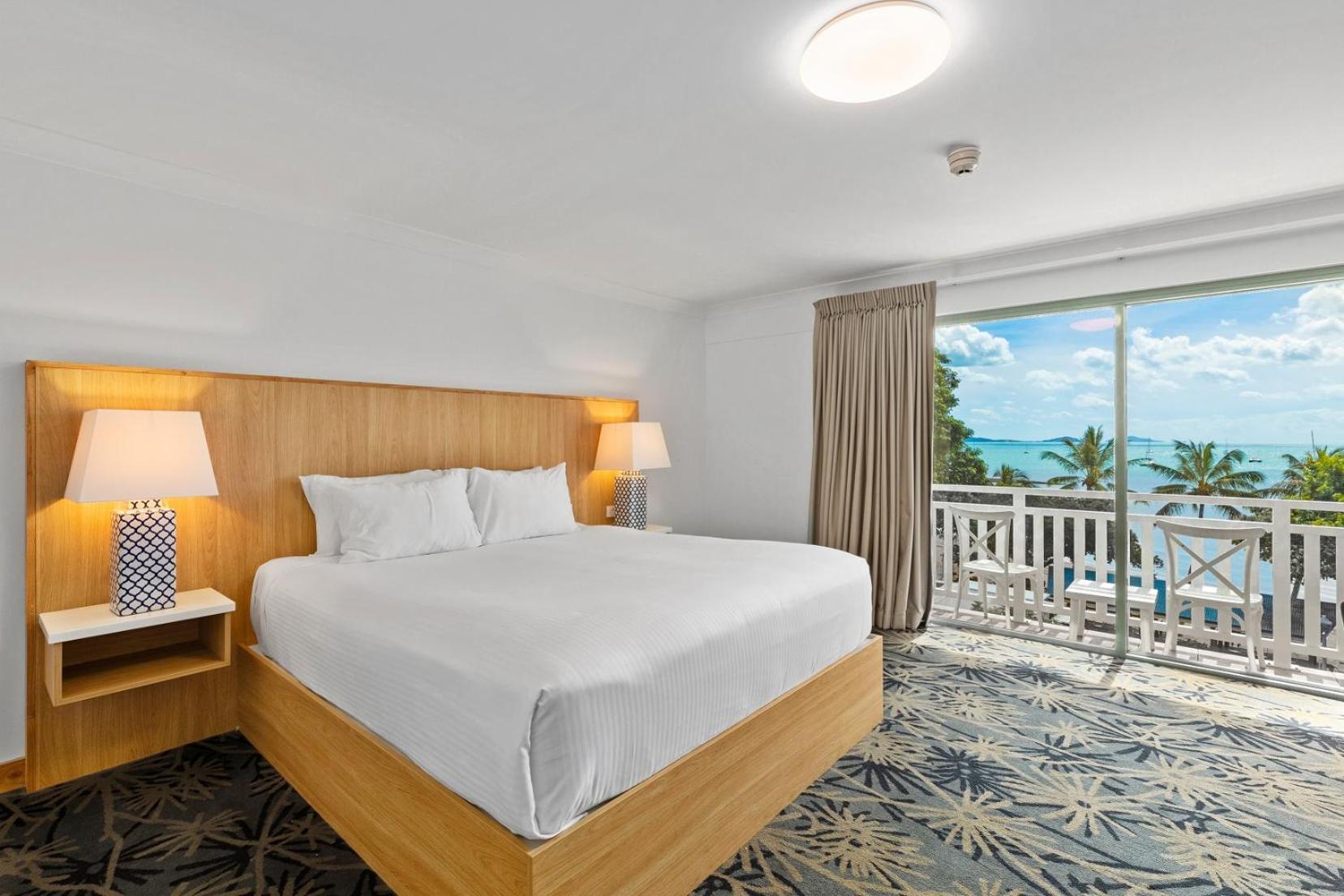 Airlie Beach Hotel Room photo