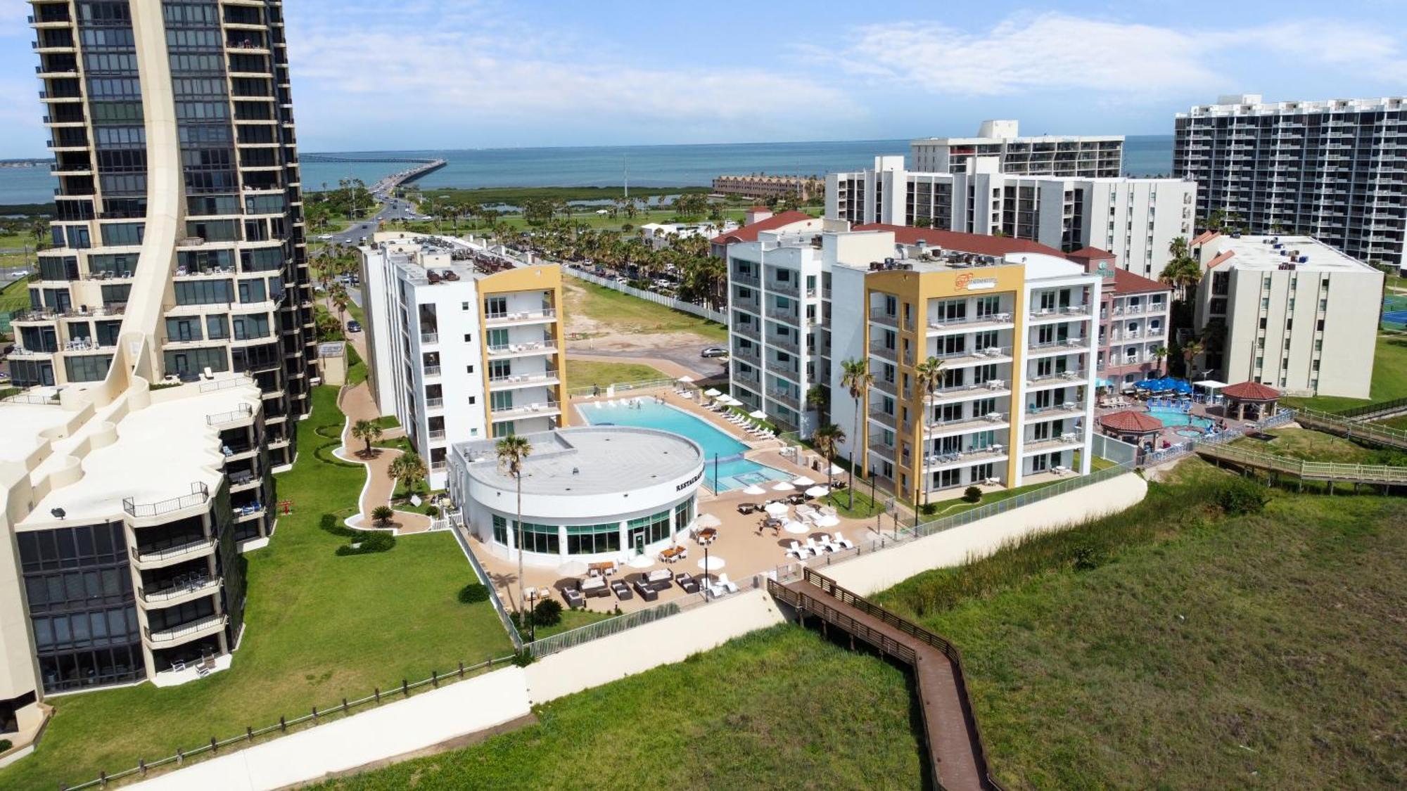 Peninsula Island Resort & Spa - Beachfront Property At South Padre Island Exterior photo