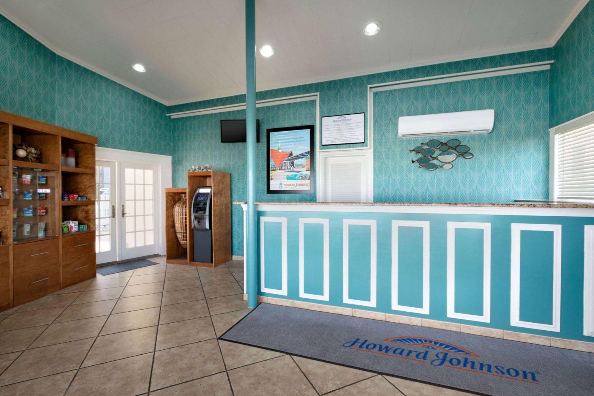 Howard Johnson By Wyndham Ocean City Oceanfront Exterior photo